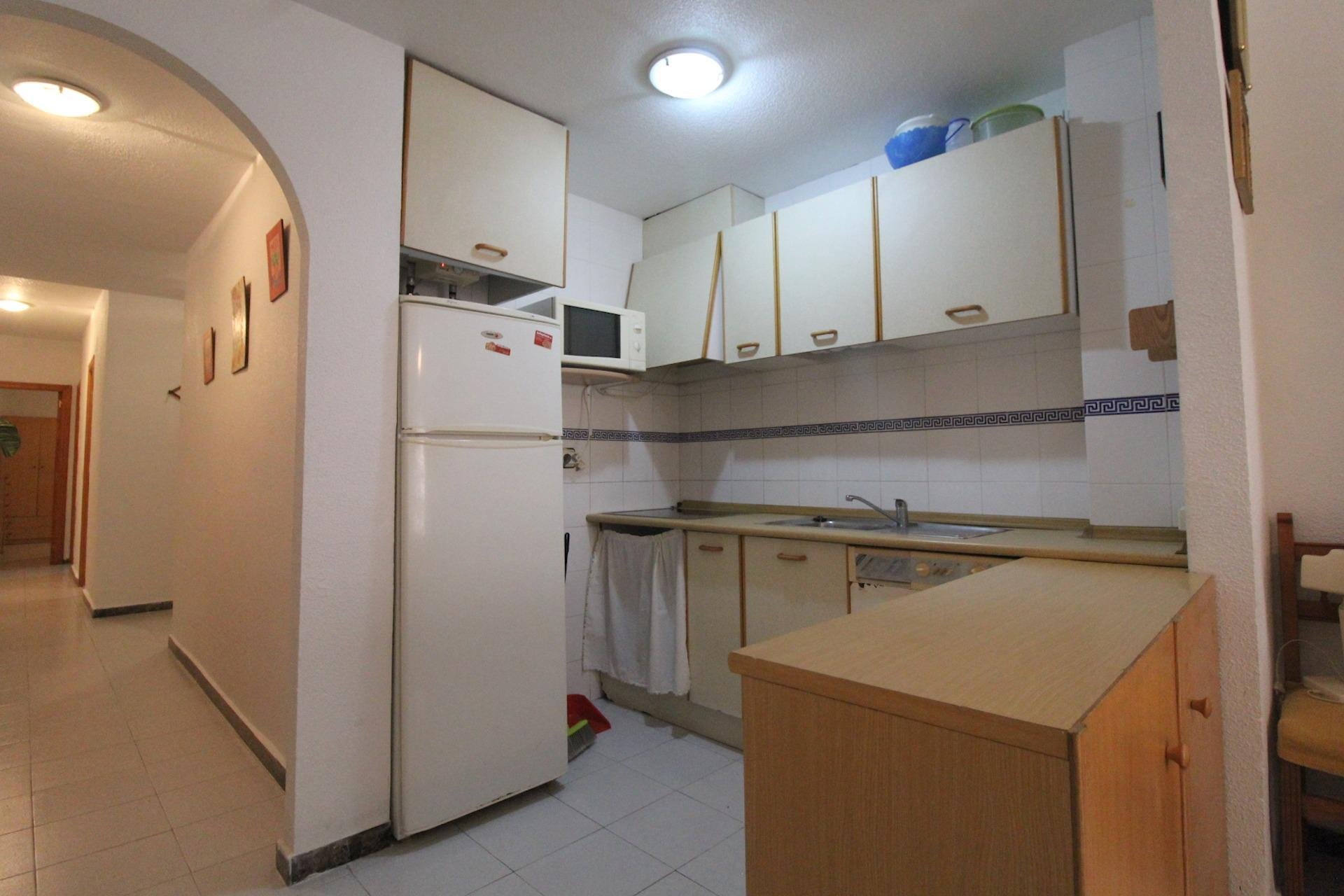 Resale - Apartamento - Torrevieja - Playa de los Locos