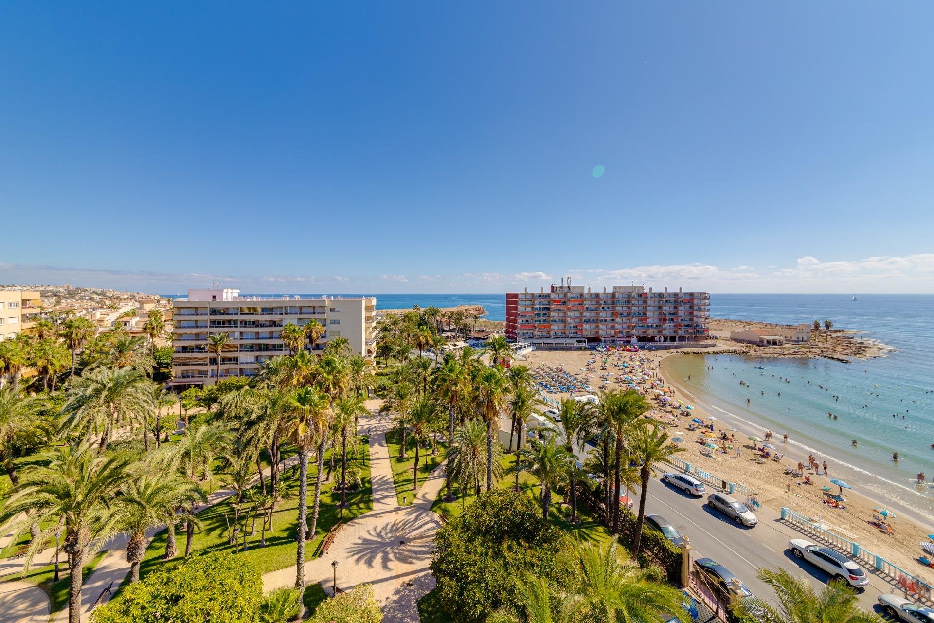 Resale - Apartamento - Torrevieja - Playa de los Locos