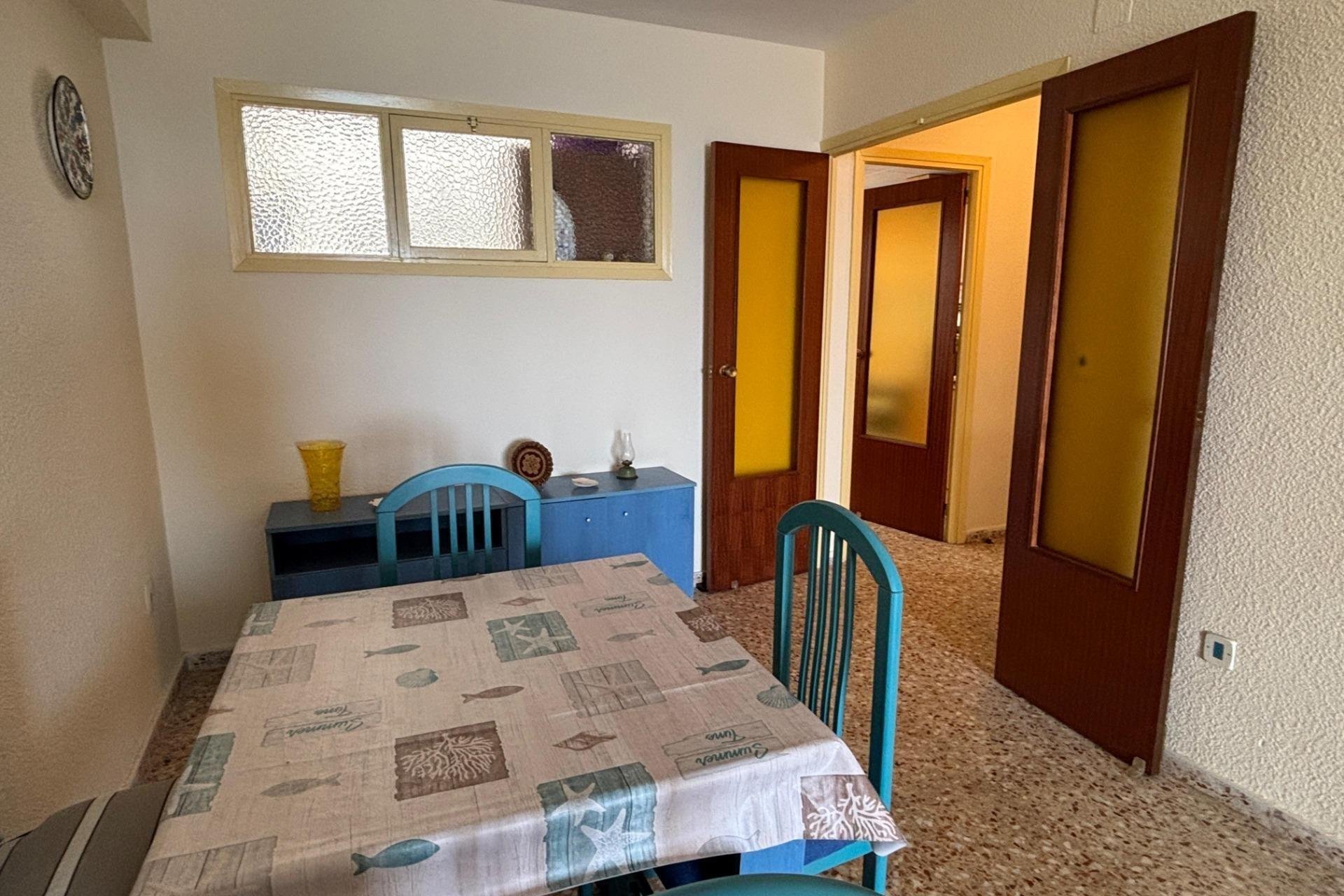 Resale - Apartamento - Torrevieja - Playa de los Locos
