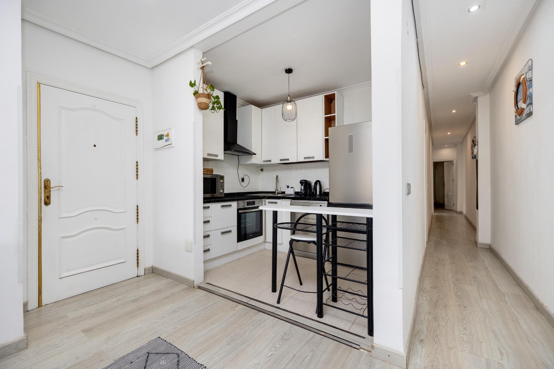 Resale - Apartamento - Torrevieja - Playa de los Locos