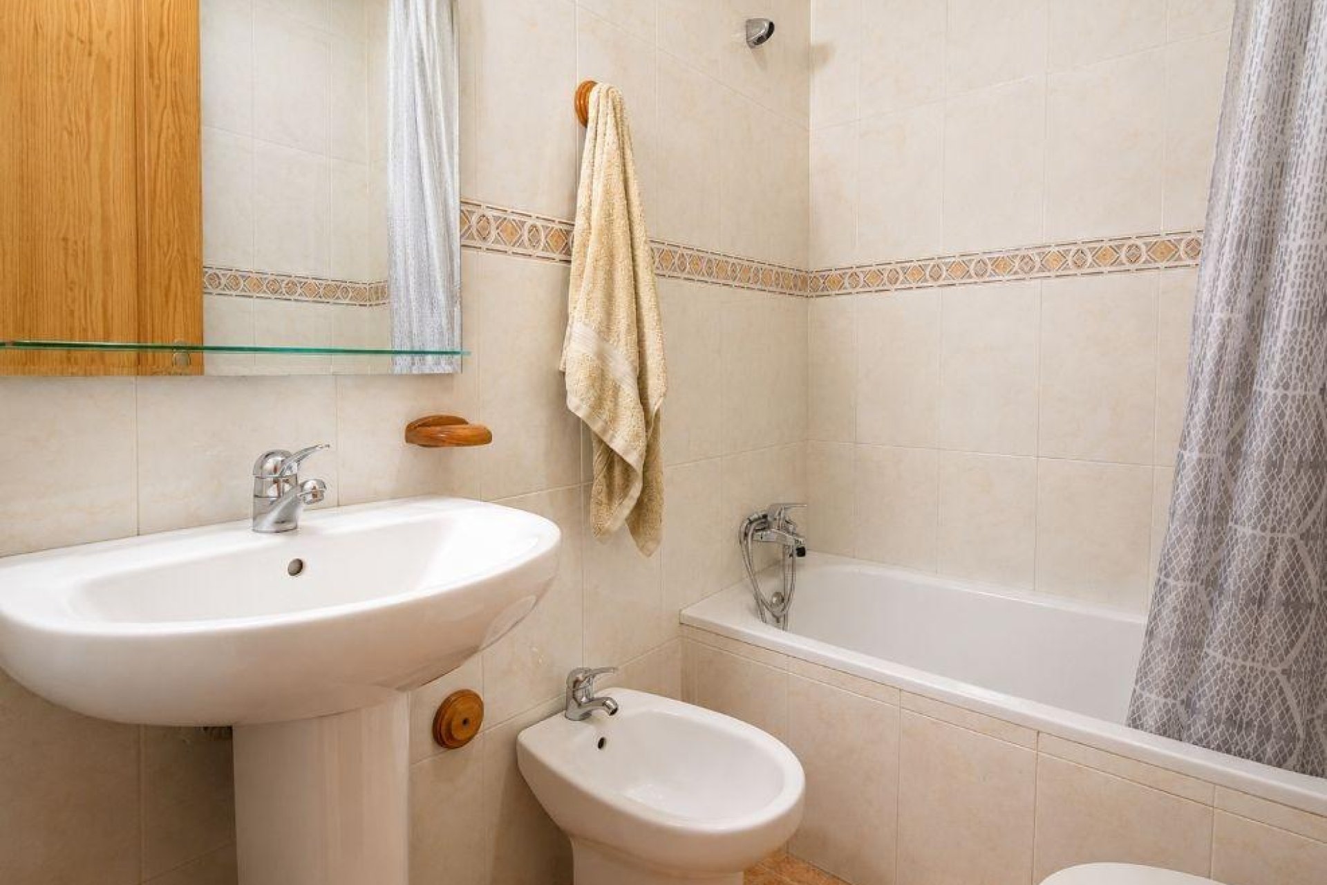 Resale - Apartamento - Torrevieja - Playa de los Locos