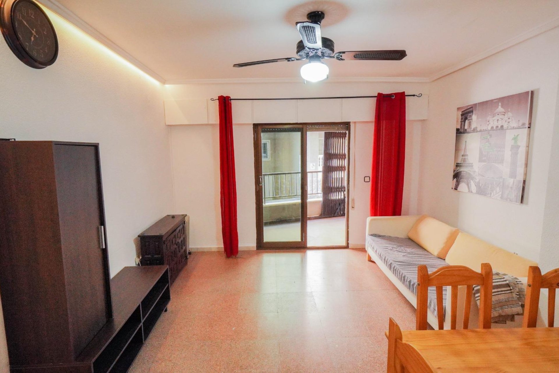 Resale - Apartamento - Torrevieja - Playa de los Locos