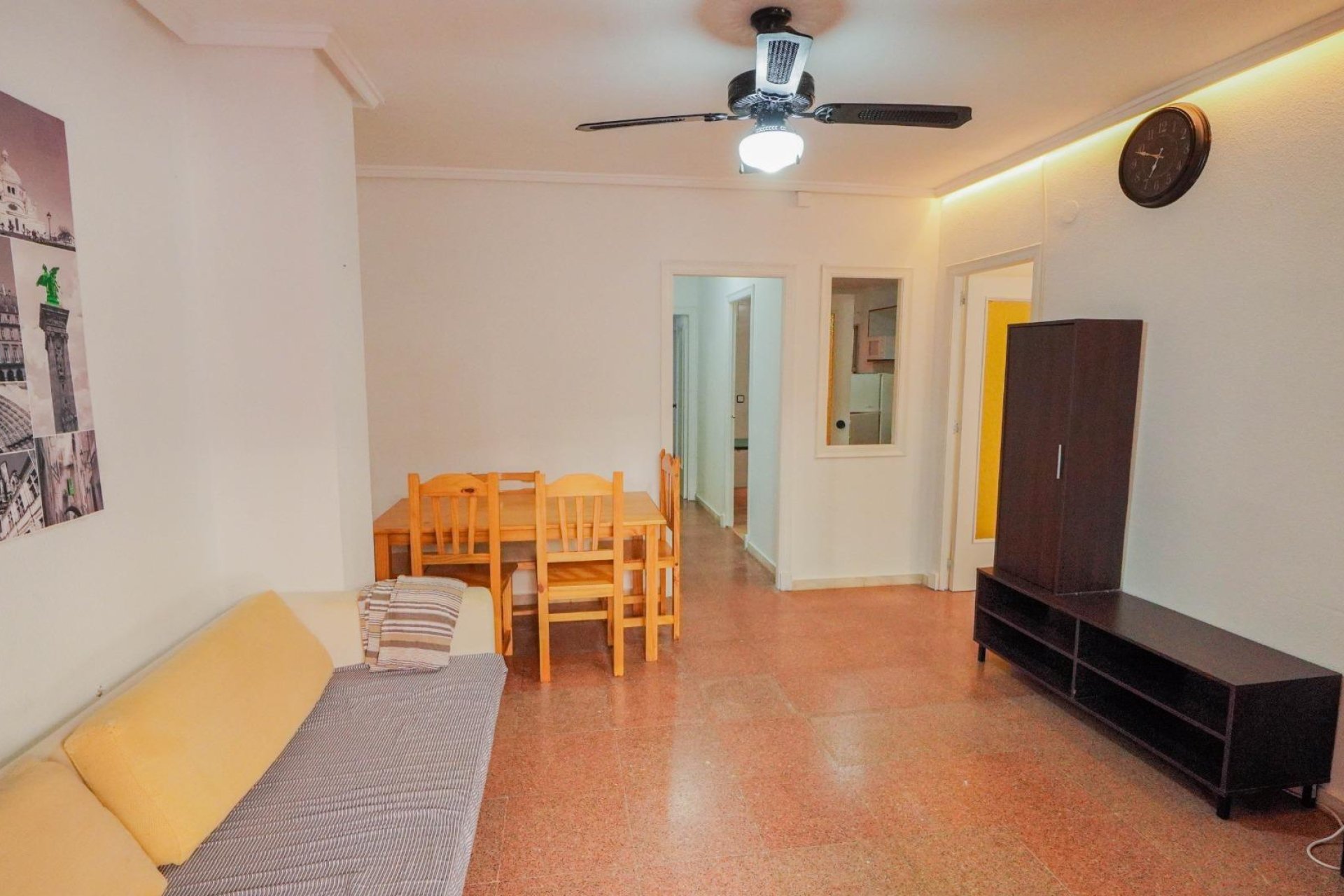 Resale - Apartamento - Torrevieja - Playa de los Locos