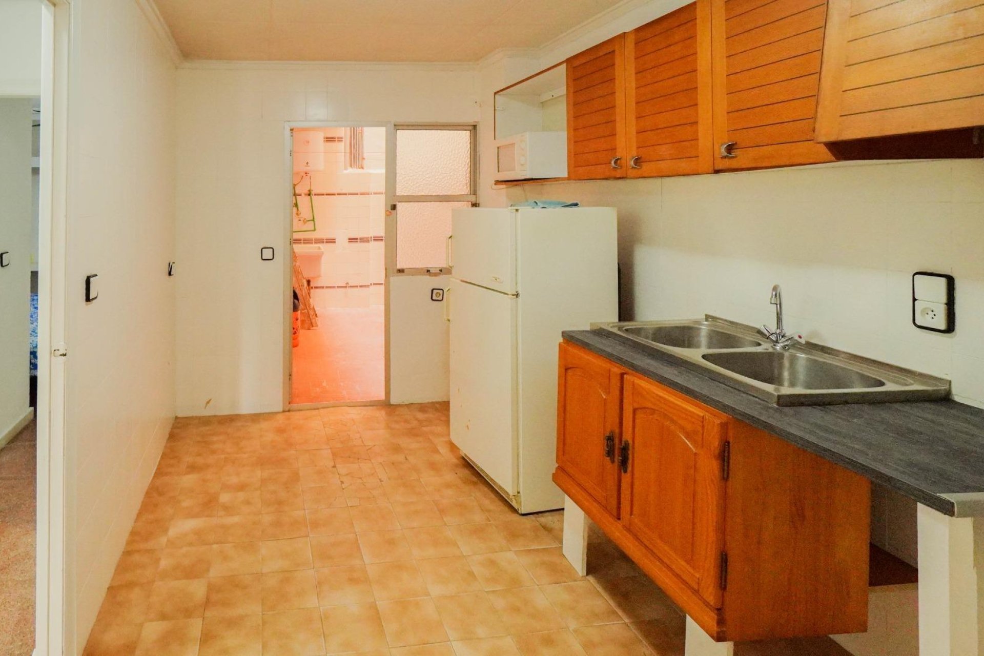 Resale - Apartamento - Torrevieja - Playa de los Locos