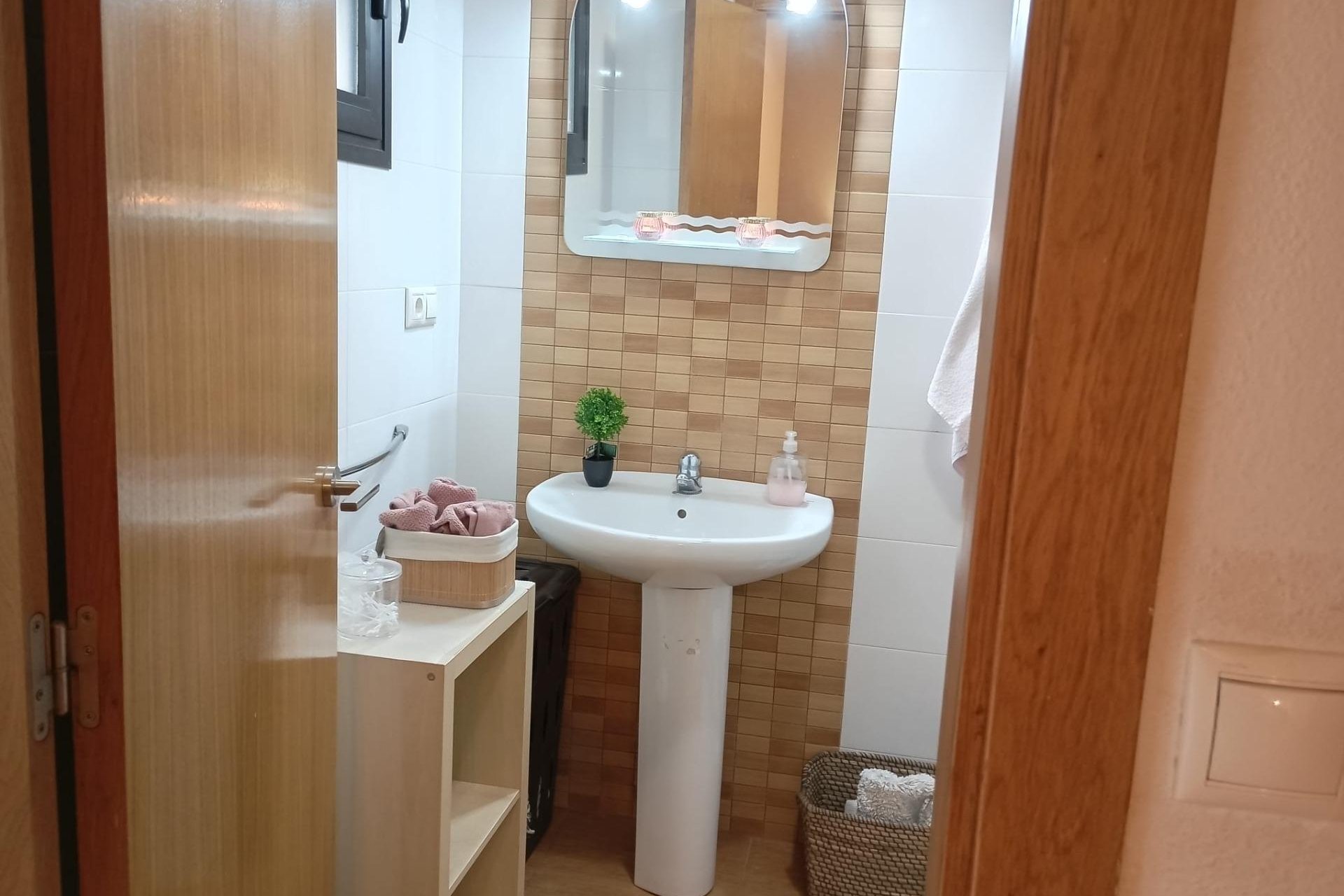 Resale - Apartamento - Torrevieja - Playa de los Locos