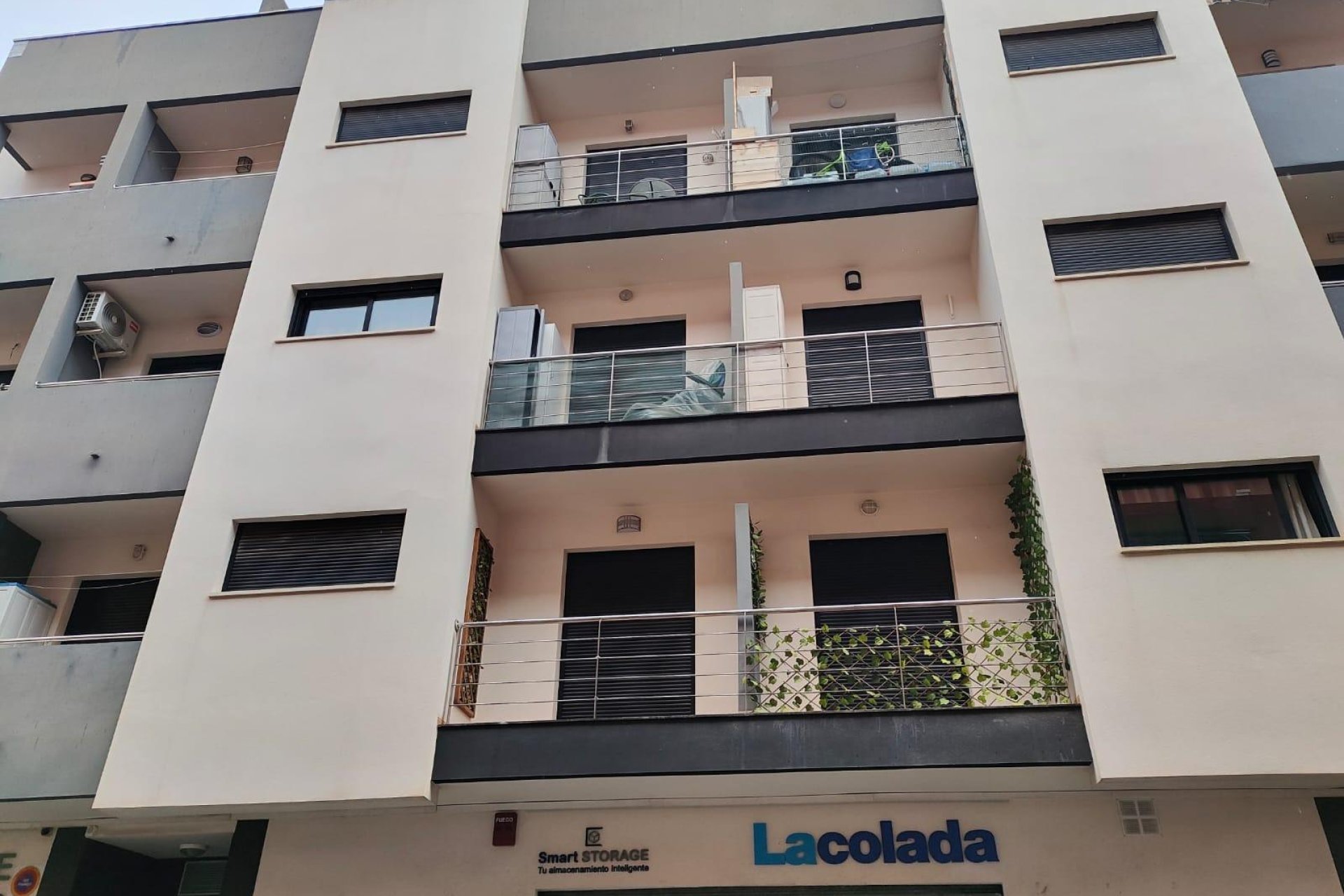 Resale - Apartamento - Torrevieja - Playa de los Locos