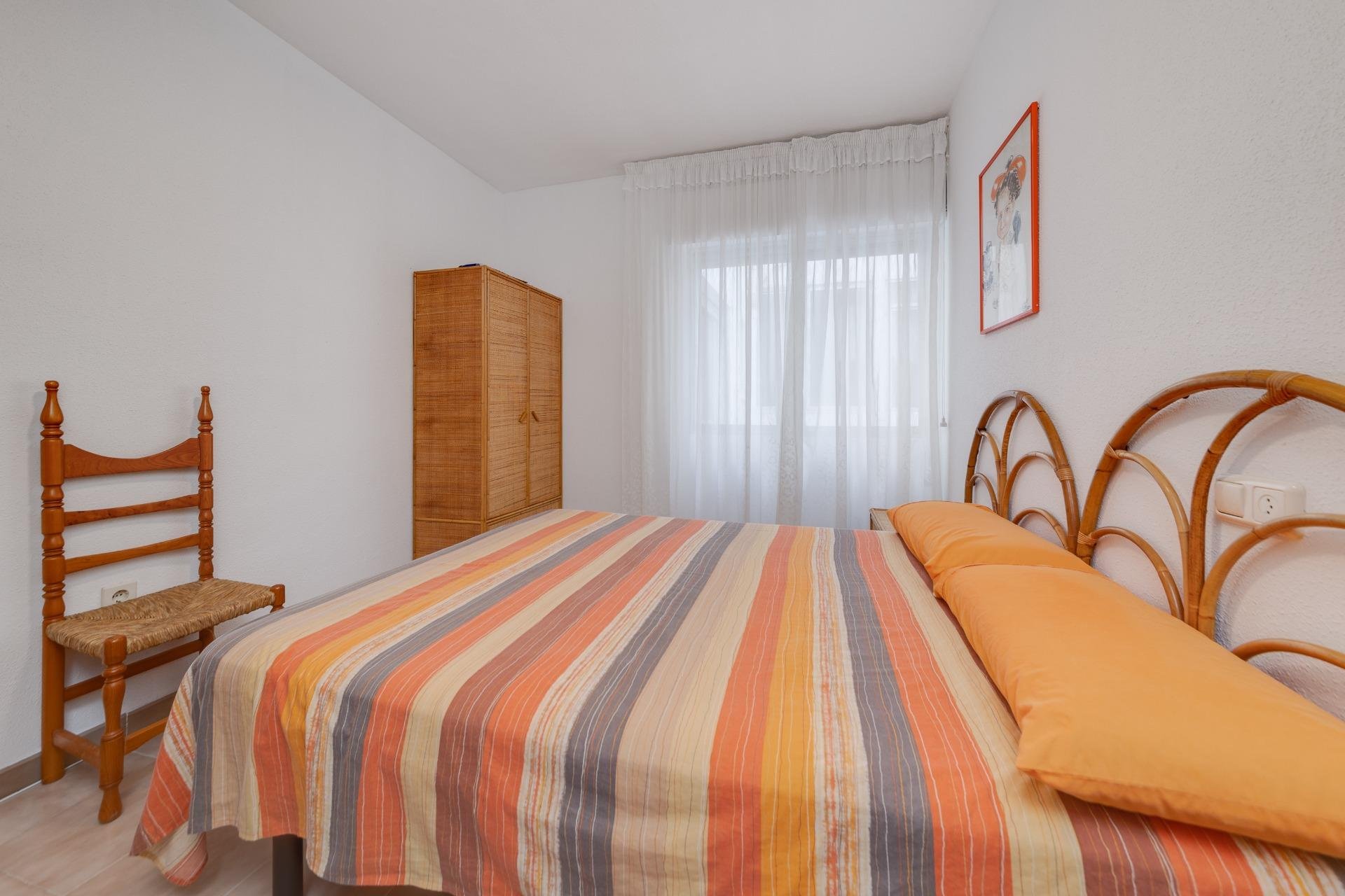 Resale - Apartamento - Torrevieja - Playa de los Locos