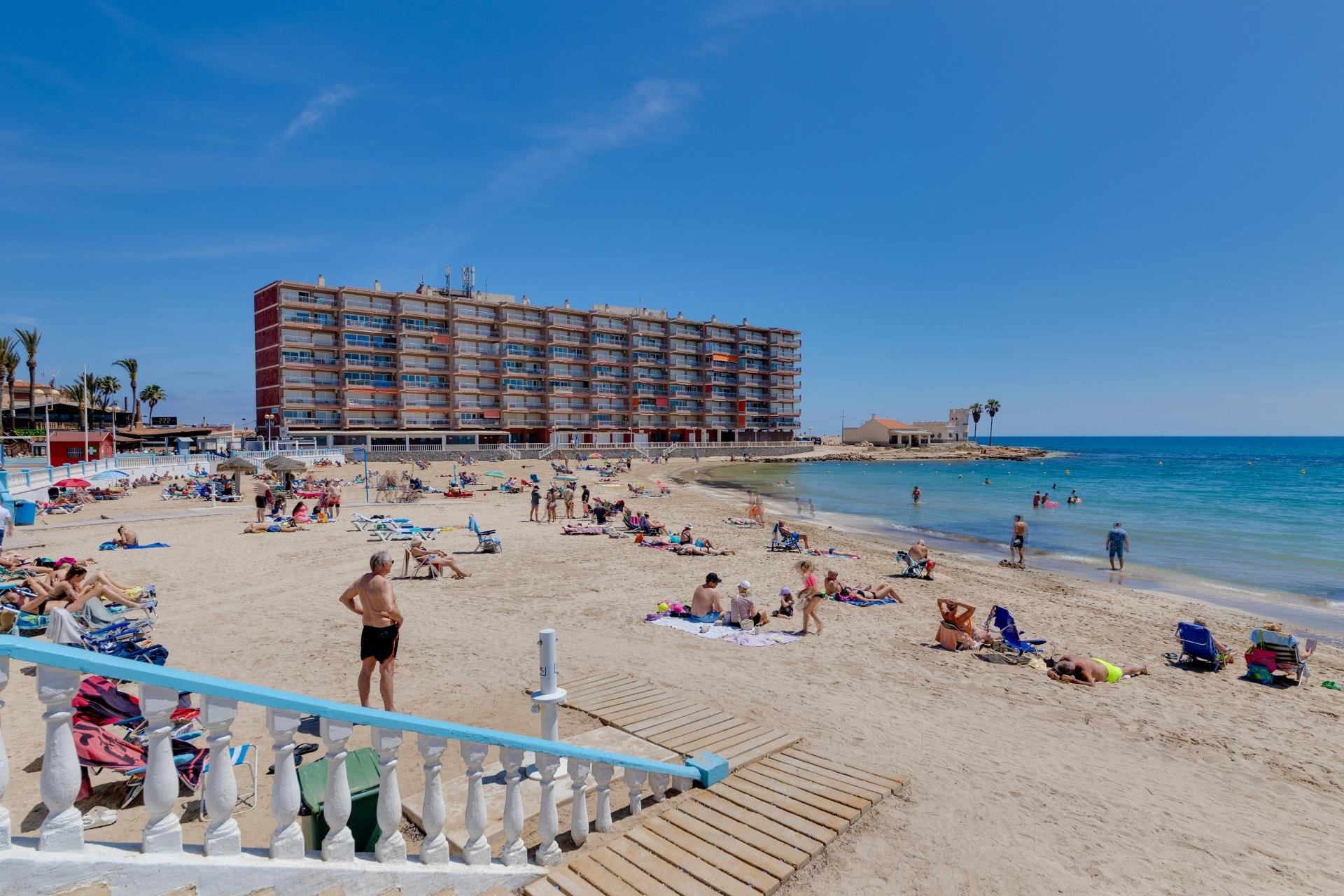 Resale - Apartamento - Torrevieja - Playa de los Locos