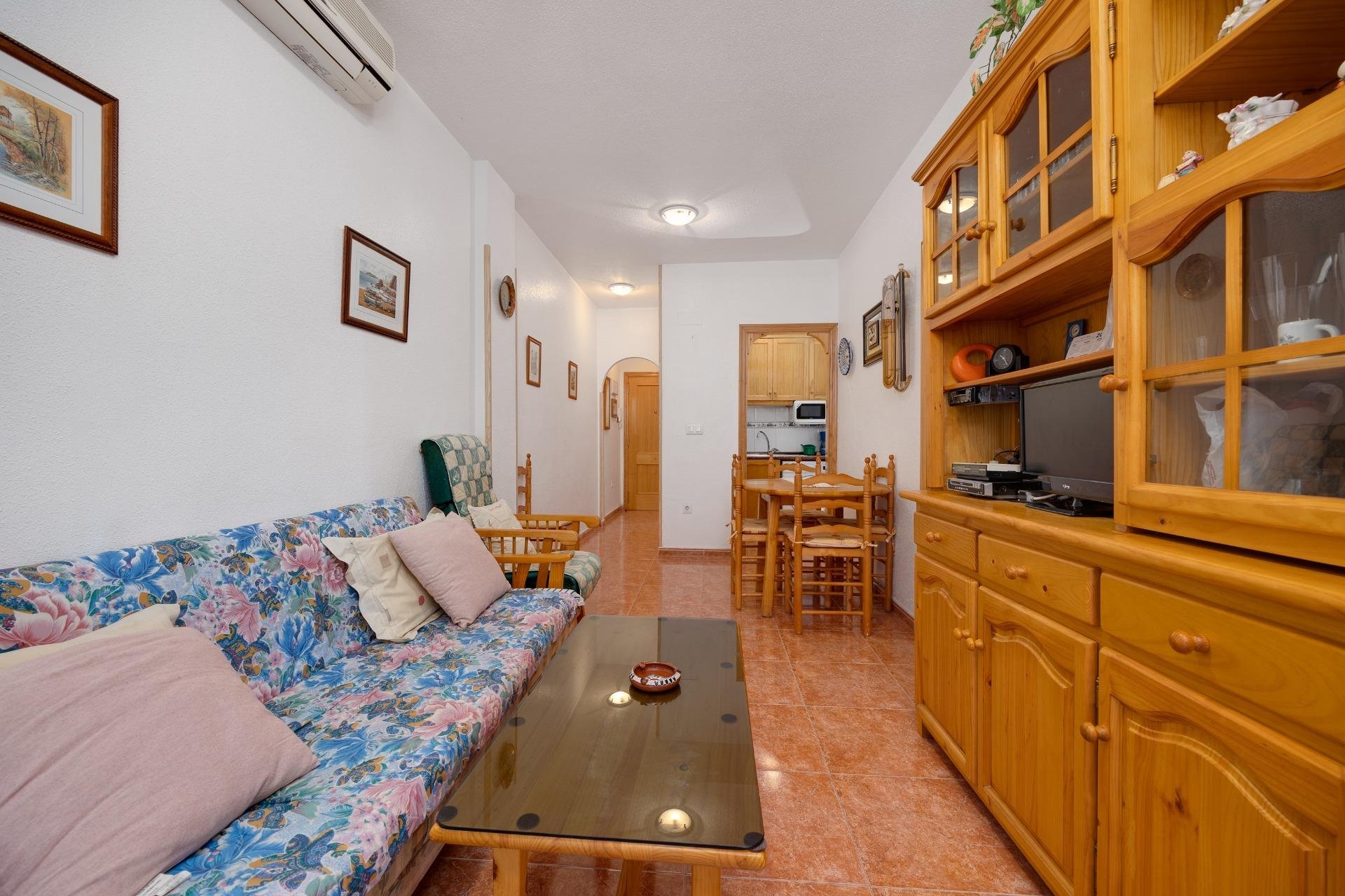 Resale - Apartamento - Torrevieja - Playa de los Locos