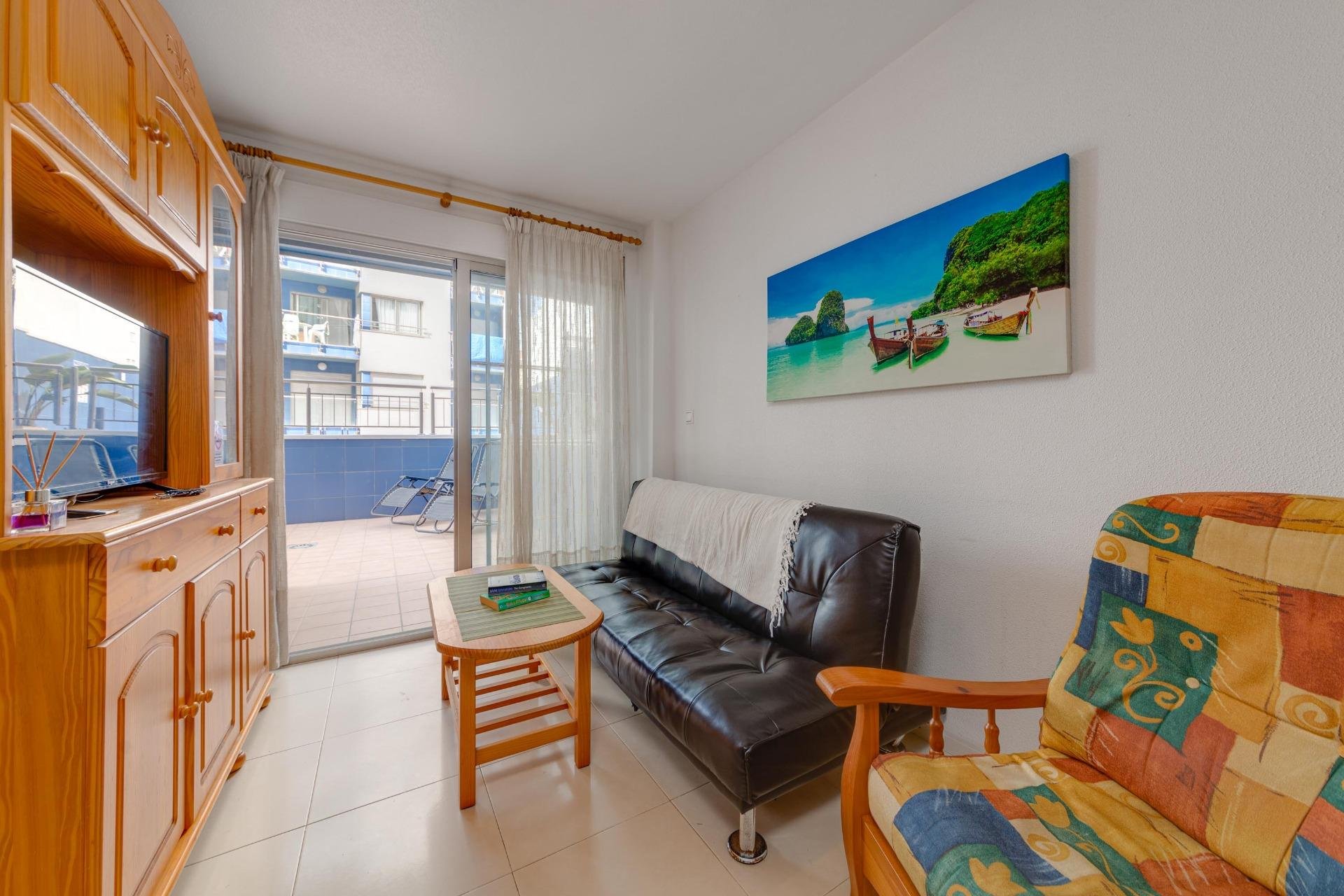 Resale - Apartamento - Torrevieja - Playa de los Locos