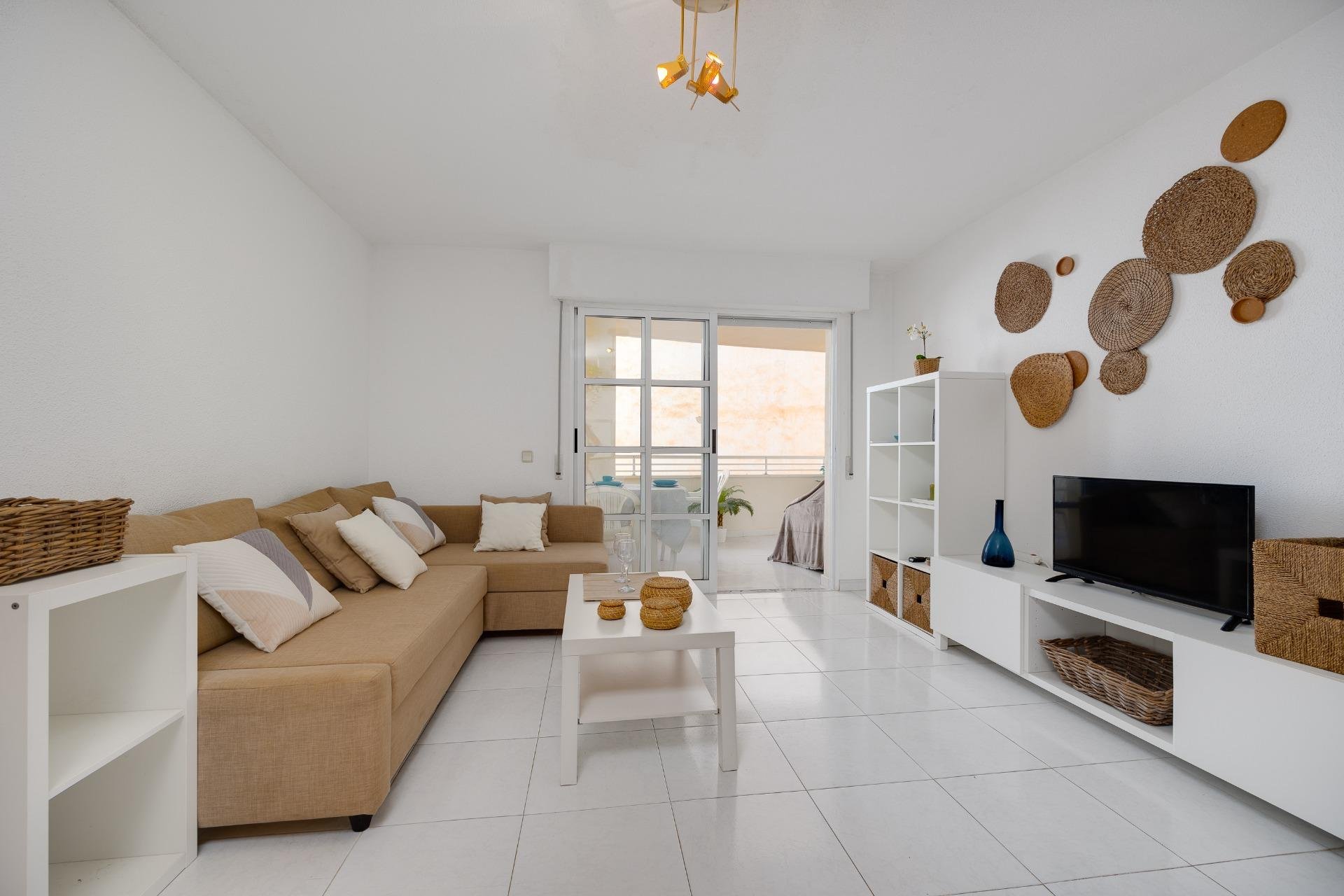 Resale - Apartamento - Torrevieja - Playa de los Locos