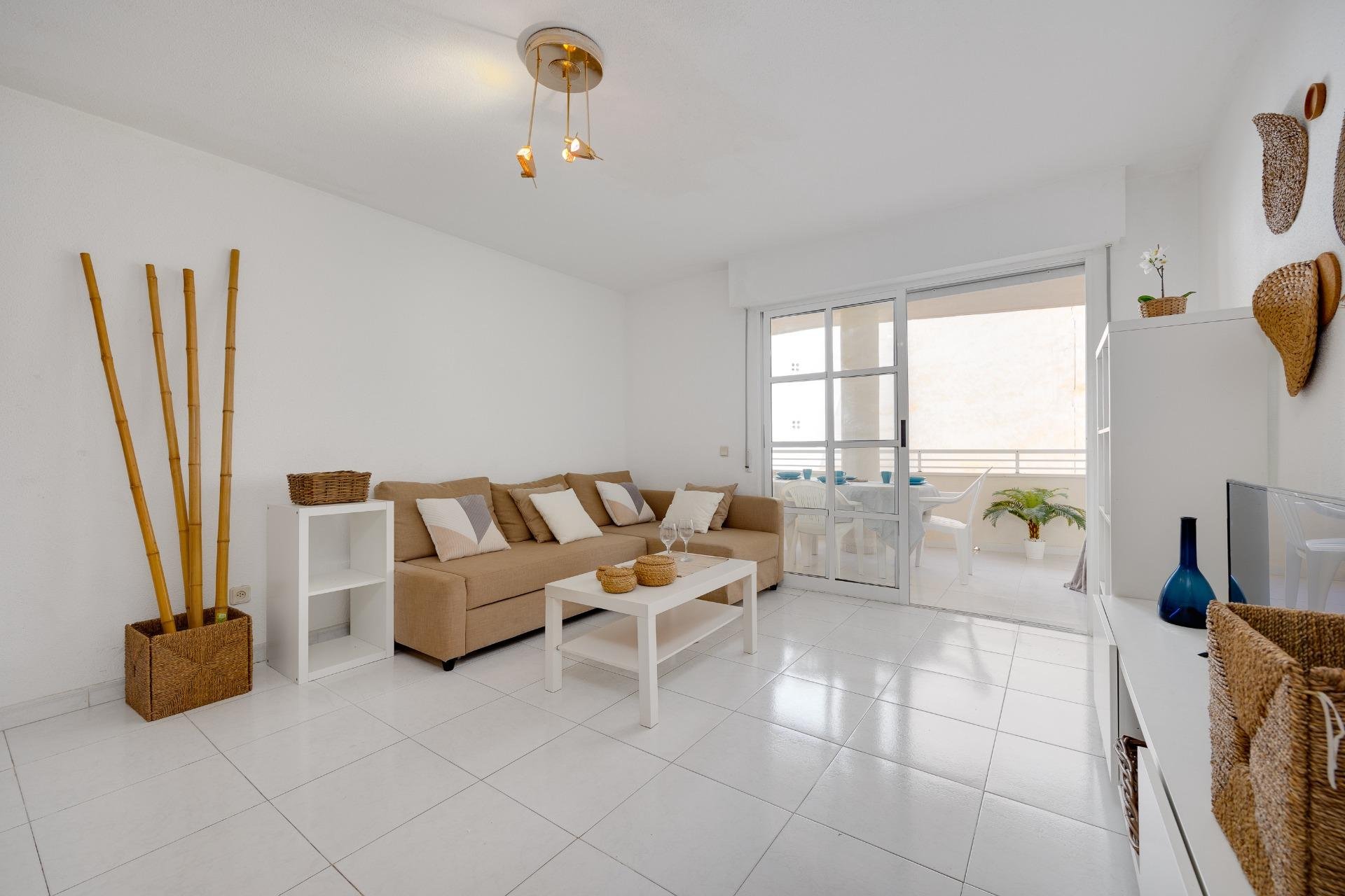 Resale - Apartamento - Torrevieja - Playa de los Locos