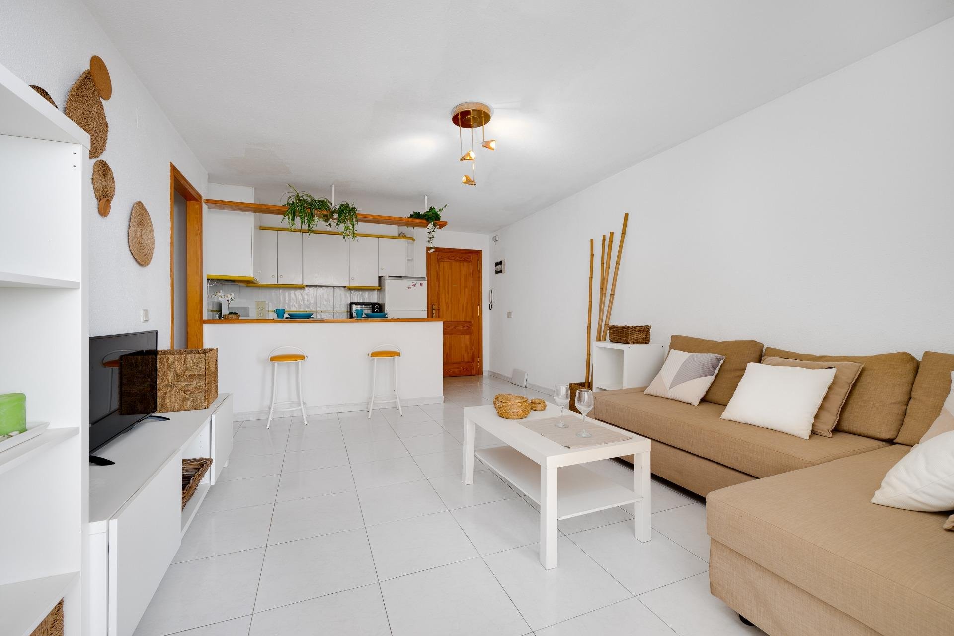 Resale - Apartamento - Torrevieja - Playa de los Locos