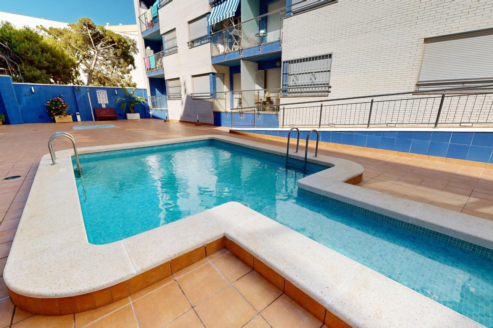 Resale - Apartamento - Torrevieja - Playa de los Locos