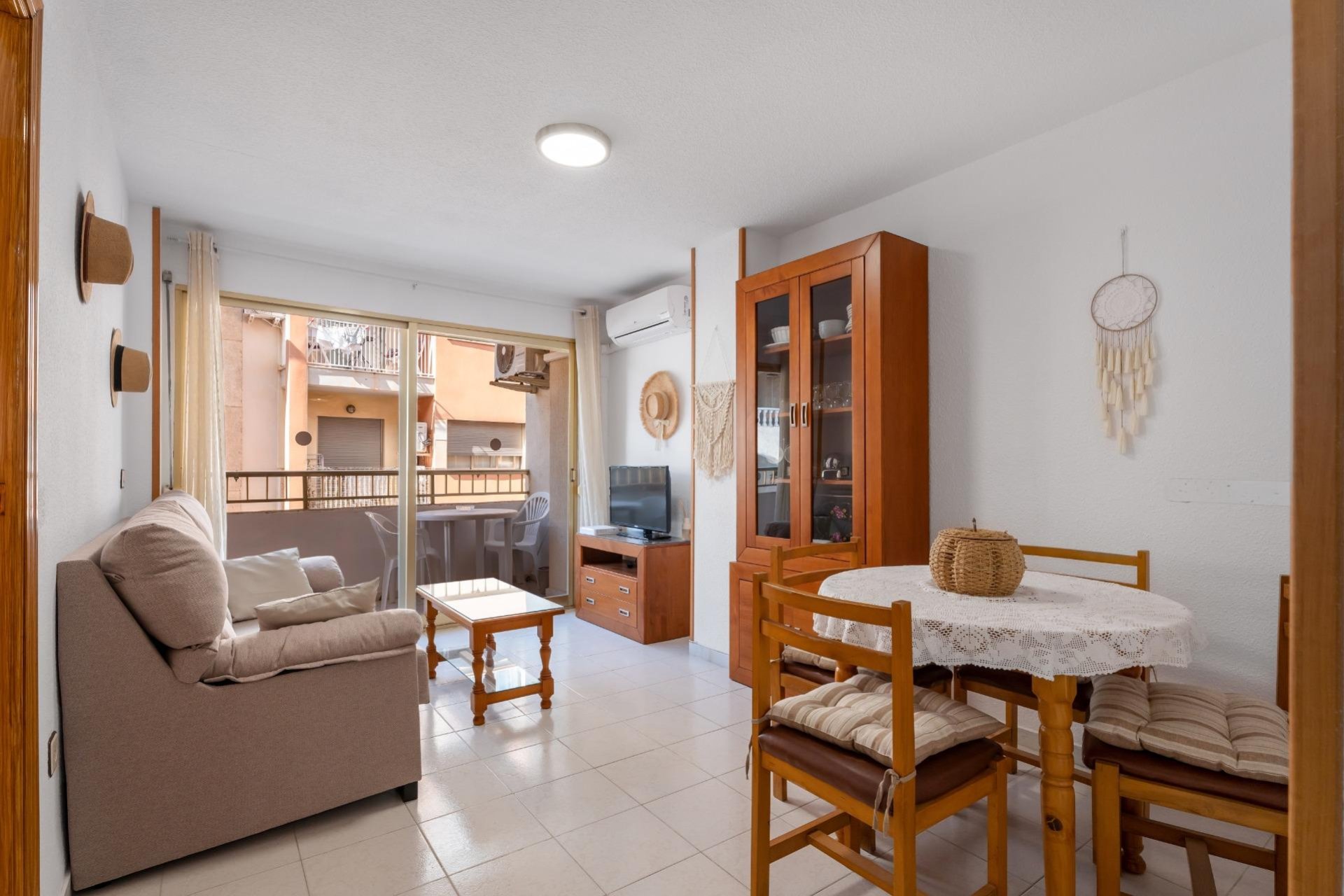 Resale - Apartamento - Torrevieja - Playa de los Locos