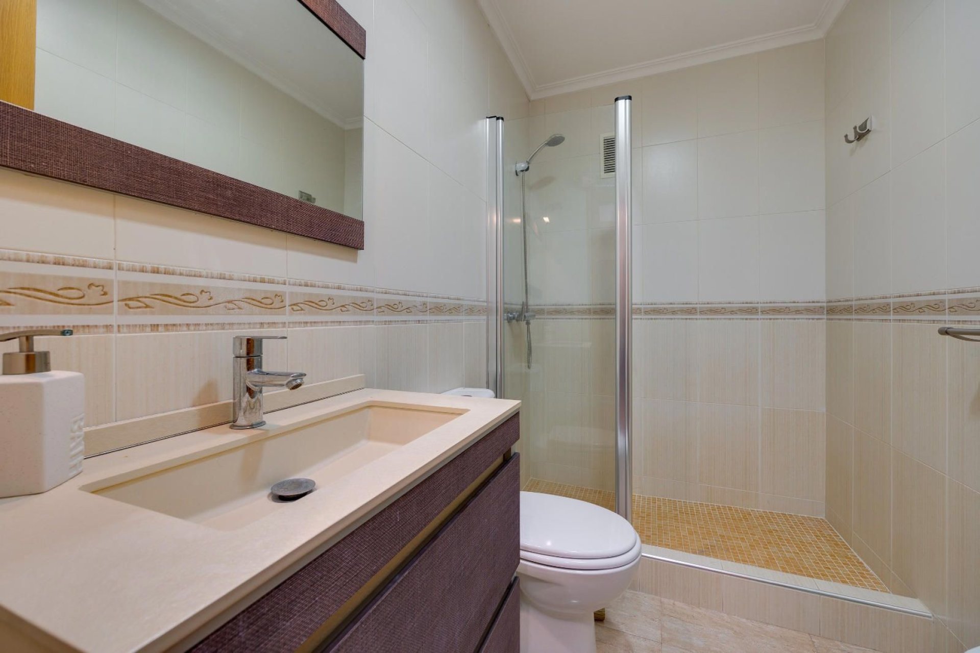 Resale - Apartamento - Torrevieja - Playa de los Locos