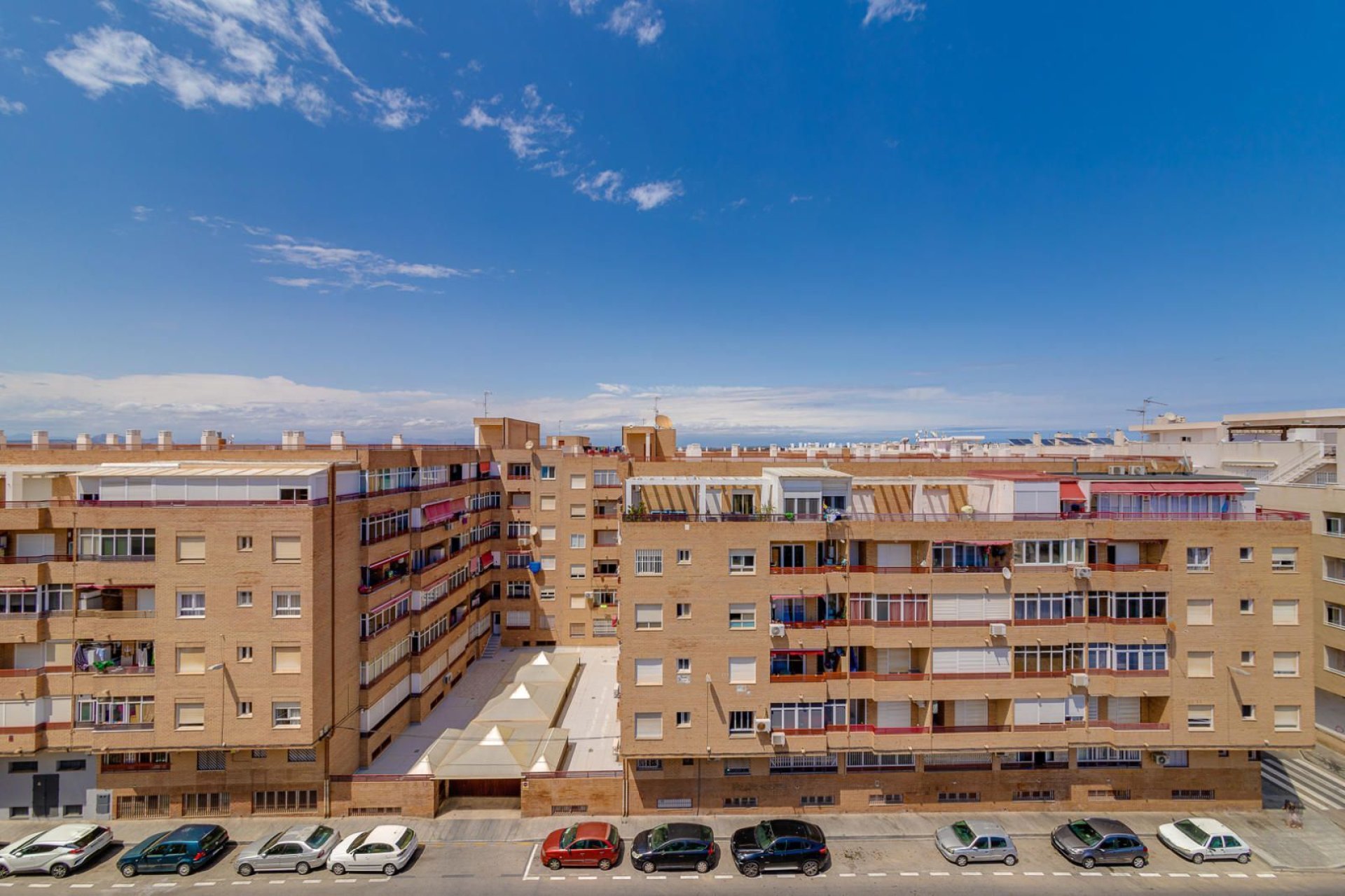 Resale - Apartamento - Torrevieja - Playa de los Locos