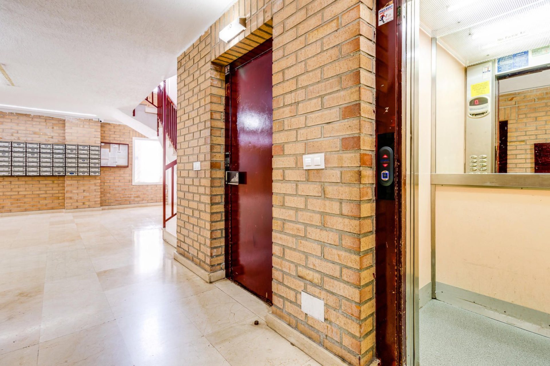 Resale - Apartamento - Torrevieja - Playa de los Locos