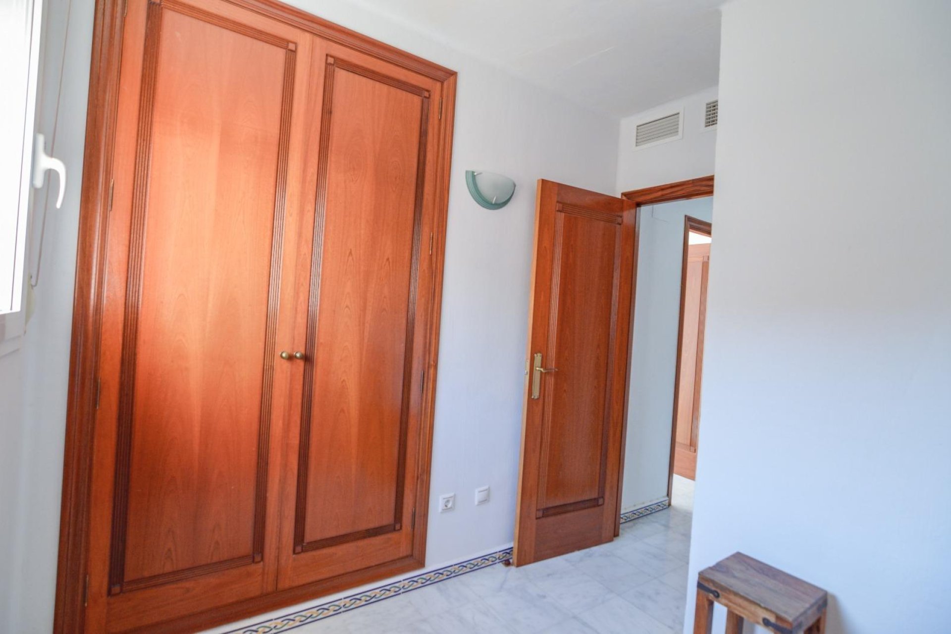 Resale - Apartamento - Torrevieja - Playa de los Locos