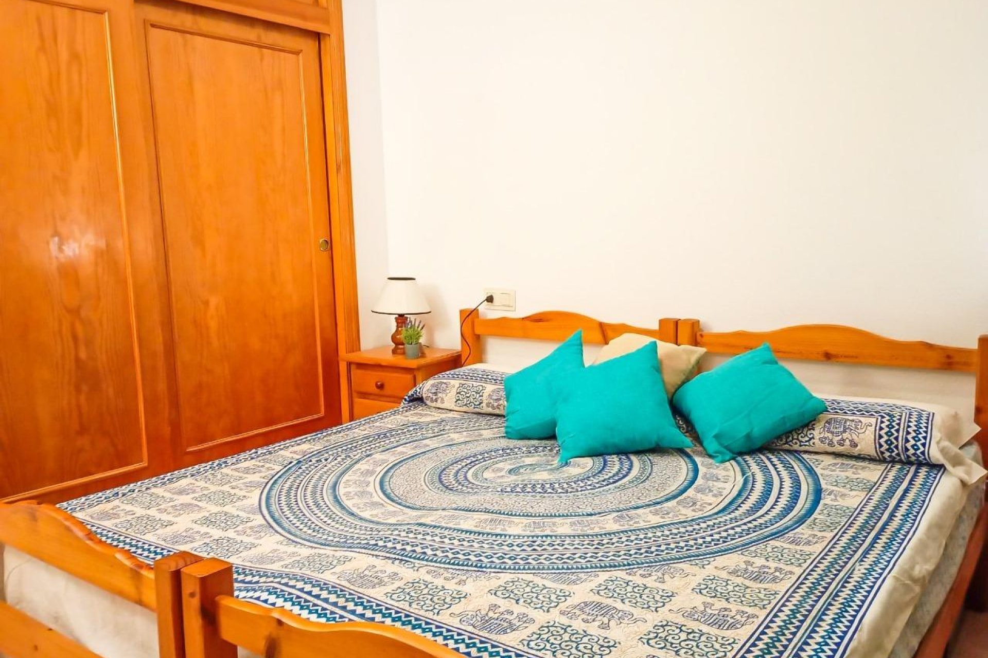 Resale - Apartamento - Torrevieja - Playa de los Naufragos