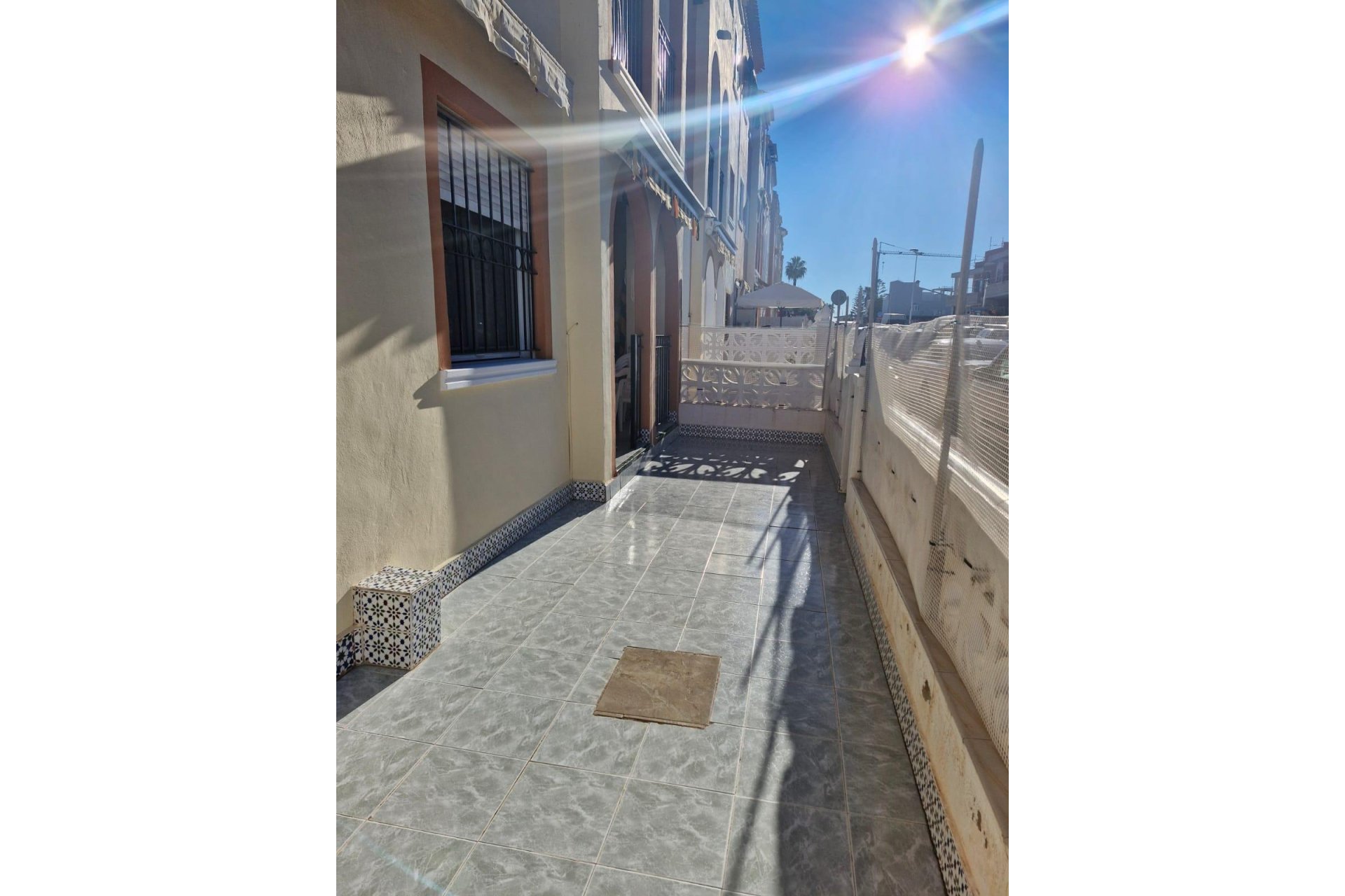 Resale - Apartamento - Torrevieja - Playa de los Naufragos