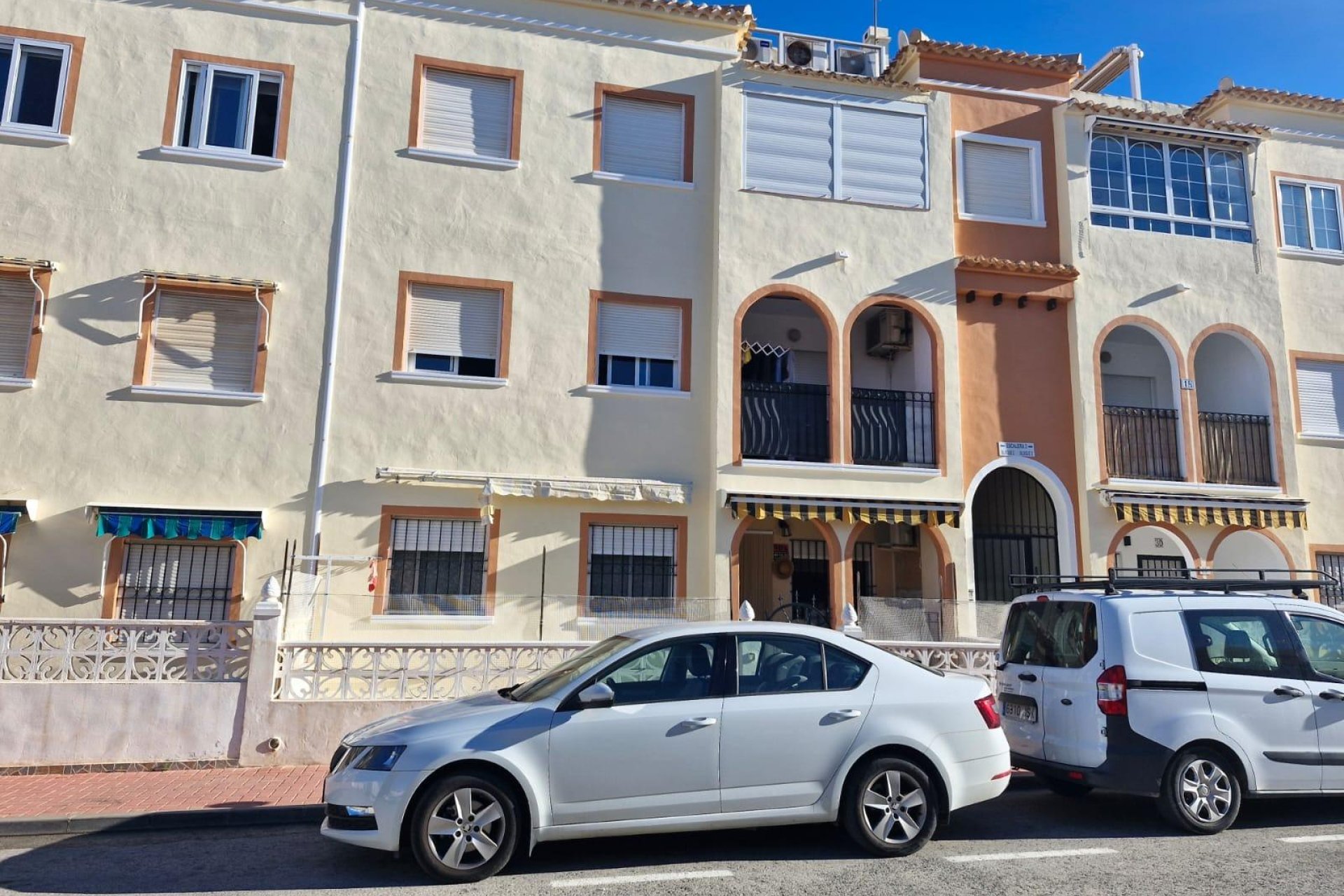 Resale - Apartamento - Torrevieja - Playa de los Naufragos