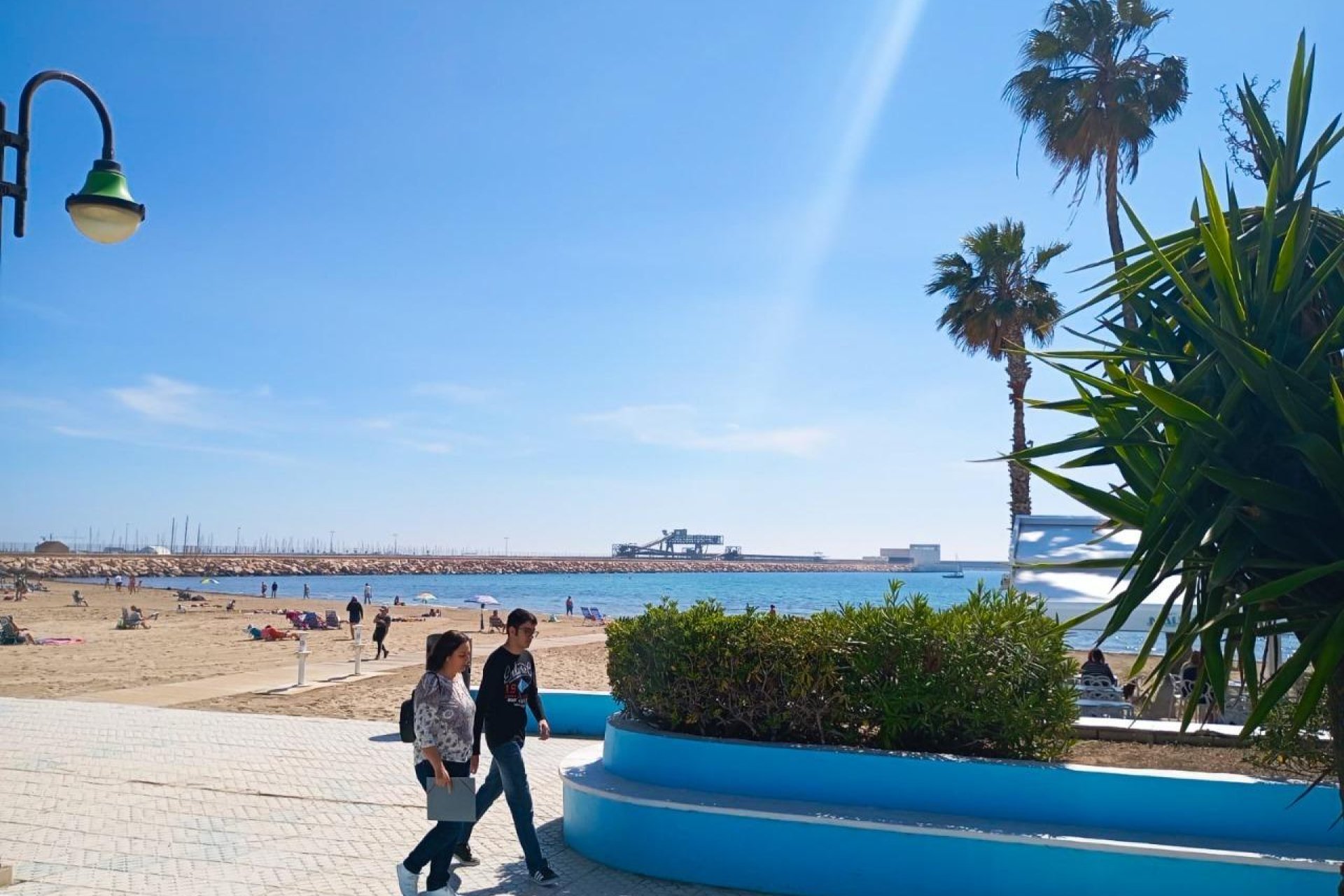 Resale - Apartamento - Torrevieja - Playa de los Naufragos