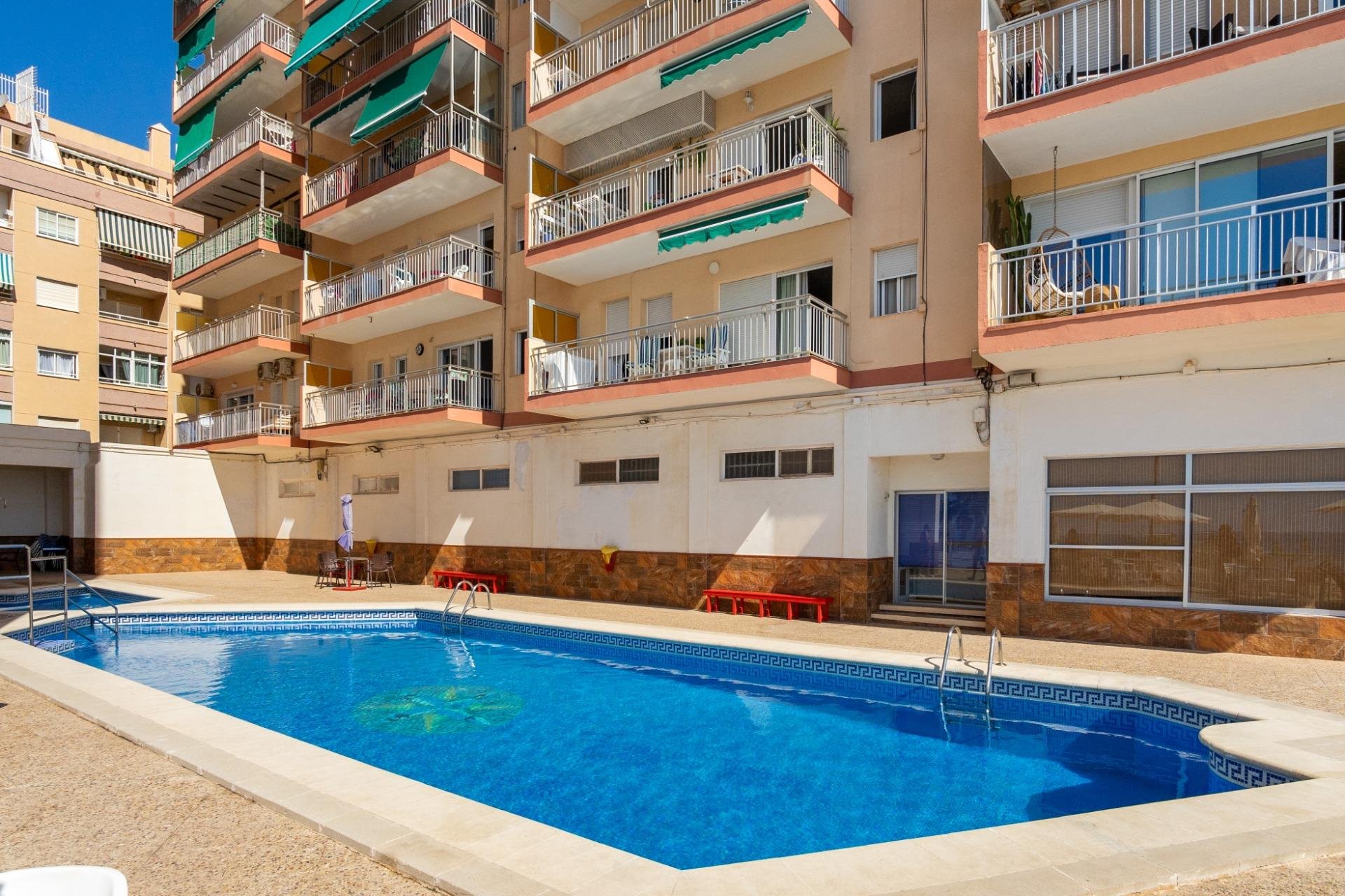 Resale - Apartamento - Torrevieja - Playa del Cura