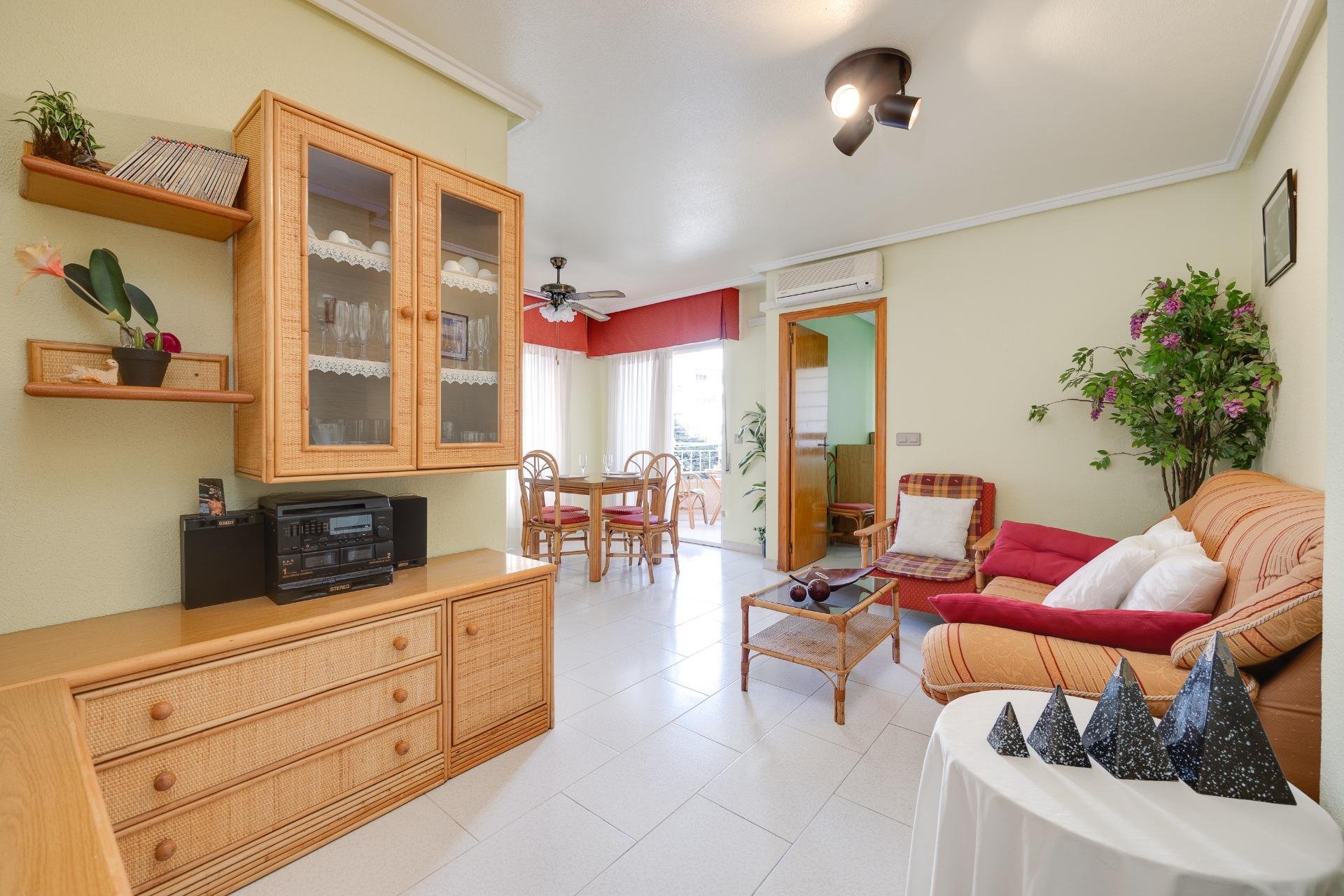 Resale - Apartamento - Torrevieja - Playa del Cura