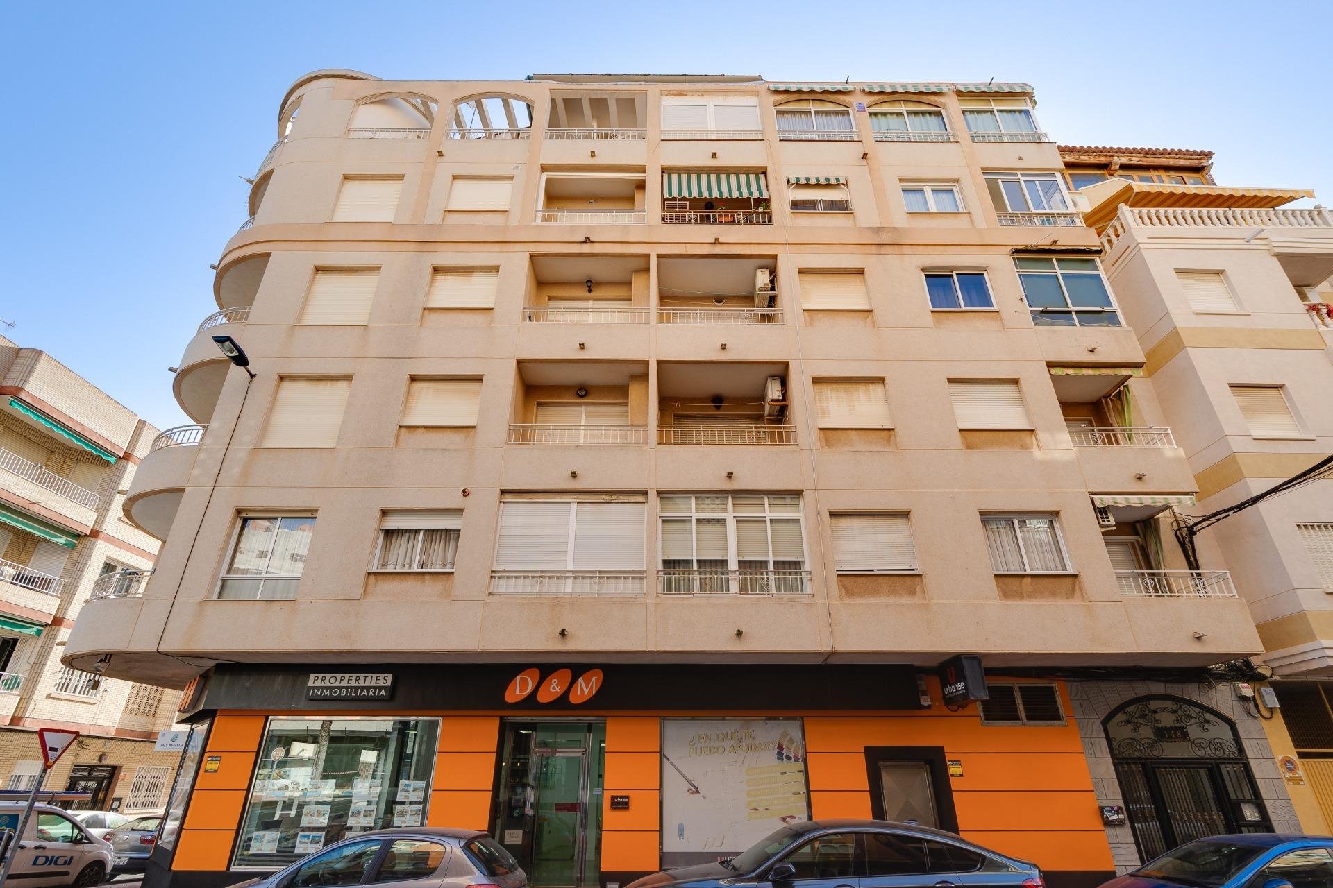 Resale - Apartamento - Torrevieja - Playa del Cura