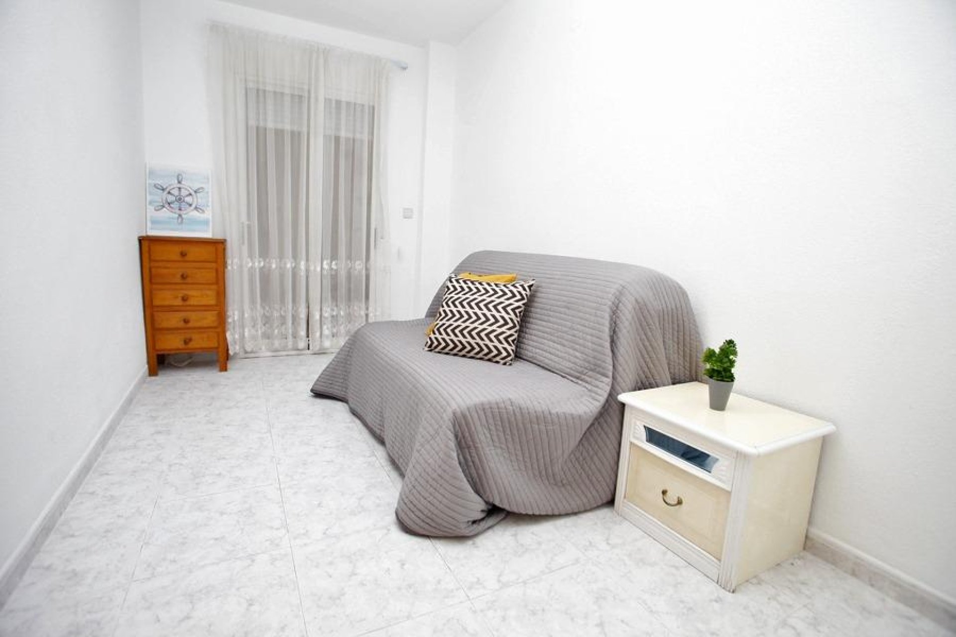 Resale - Apartamento - Torrevieja - Playa del Cura