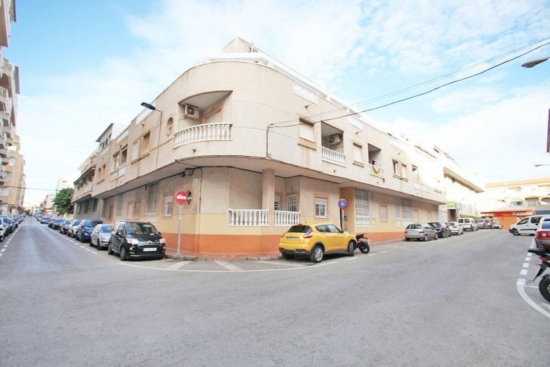 Resale - Apartamento - Torrevieja - Playa del Cura