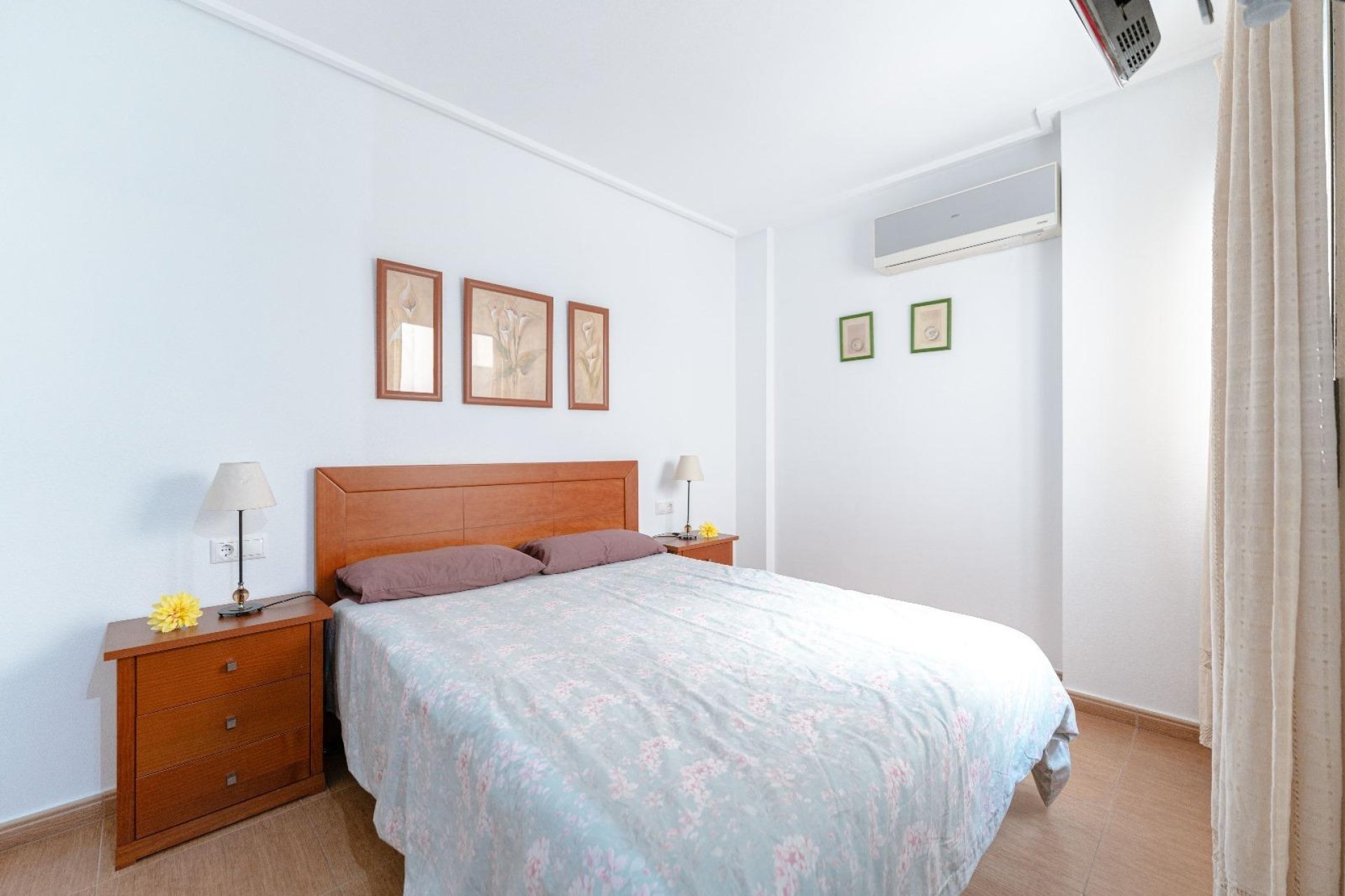 Resale - Apartamento - Torrevieja - Playa del Cura