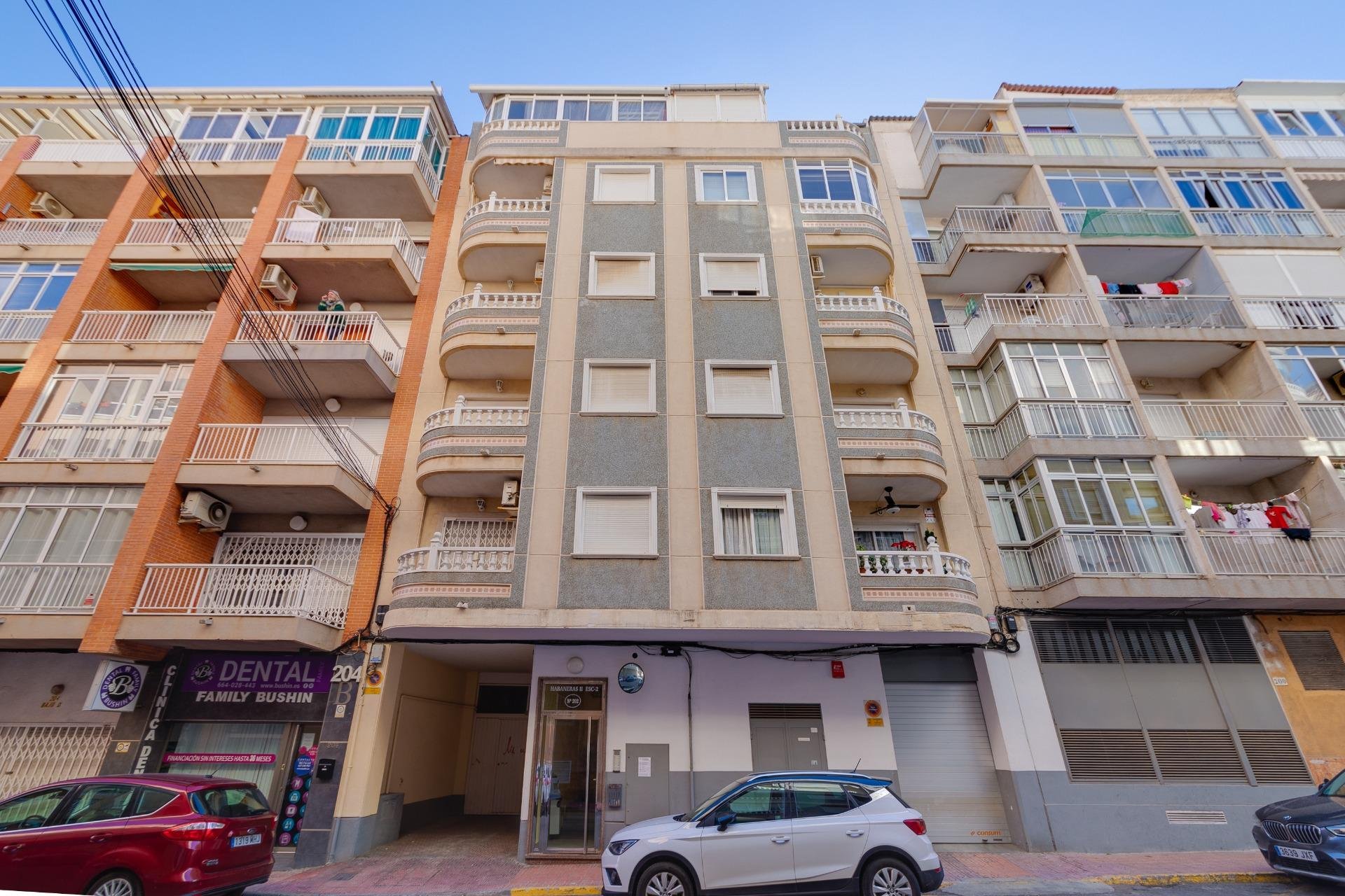 Resale - Apartamento - Torrevieja - Playa del Cura