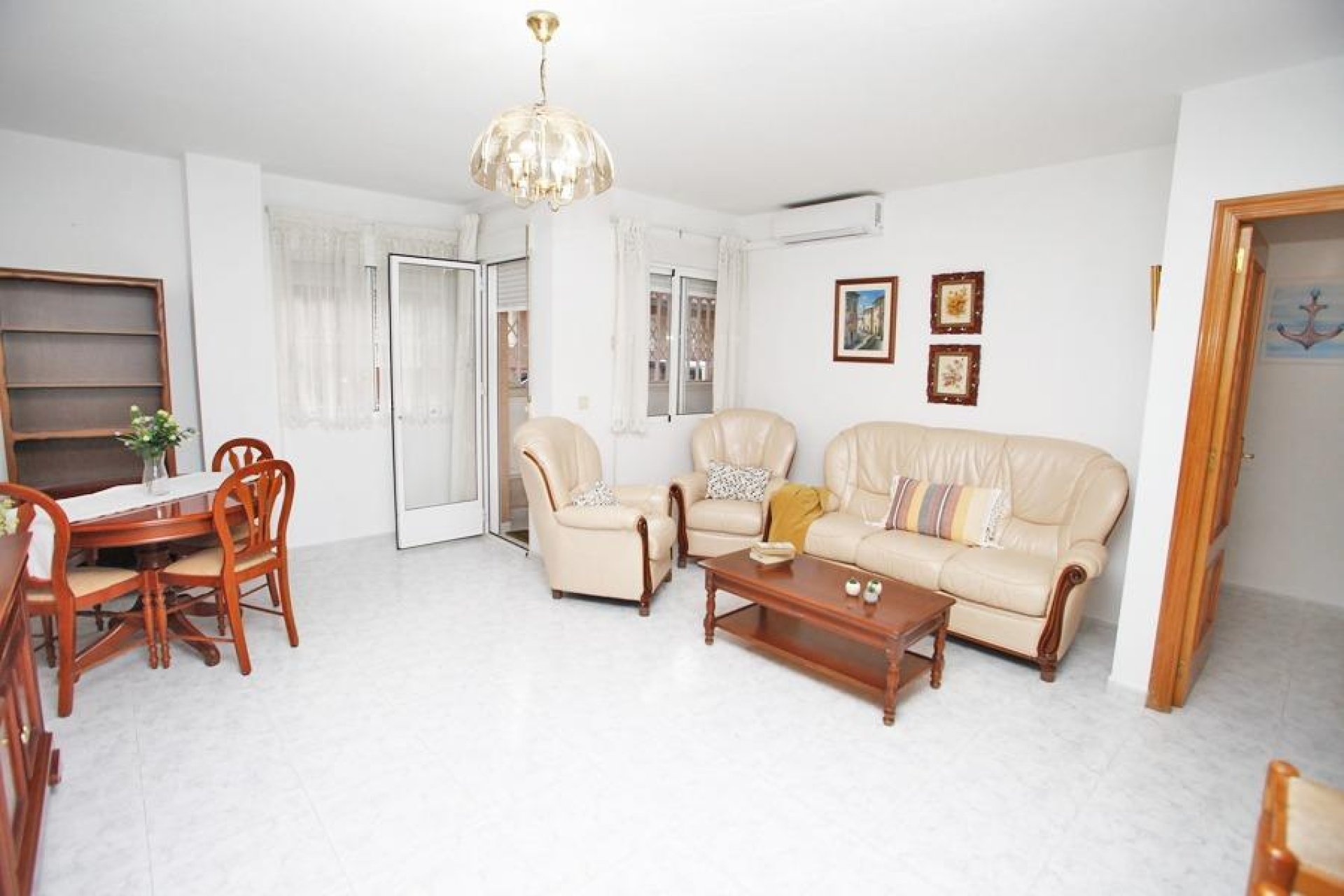 Resale - Apartamento - Torrevieja - Playa del Cura