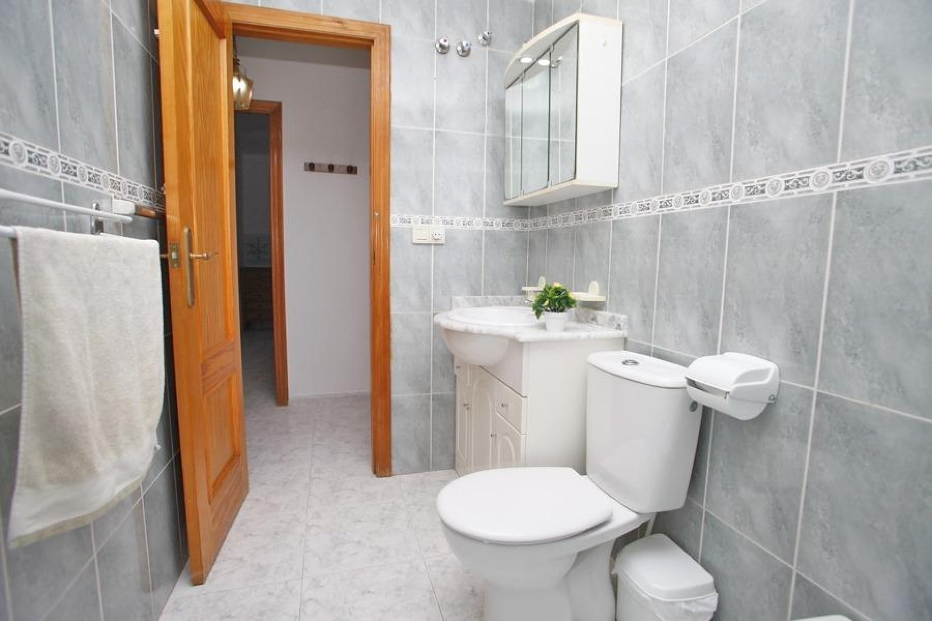 Resale - Apartamento - Torrevieja - Playa del Cura