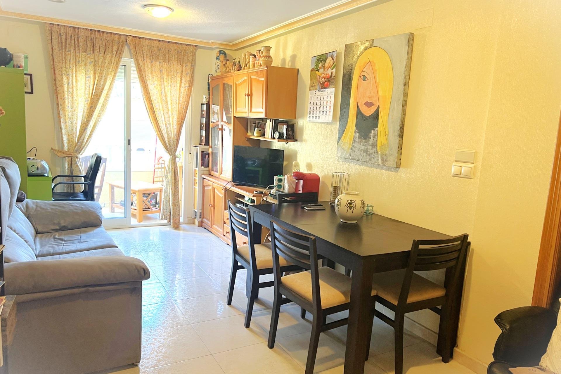 Resale - Apartamento - Torrevieja - Playa del Cura