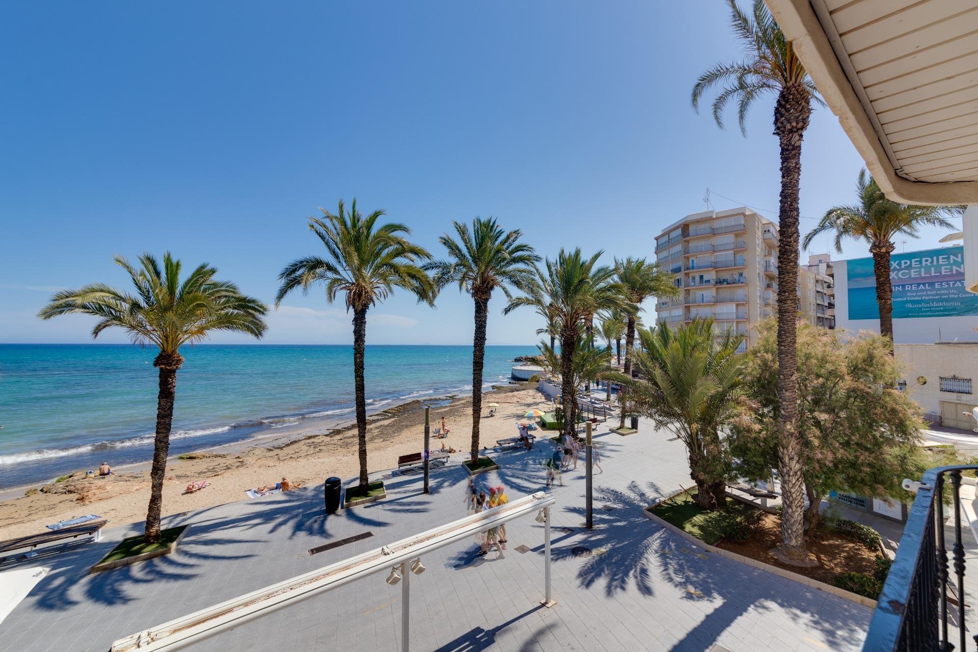 Resale - Apartamento - Torrevieja - Playa del Cura