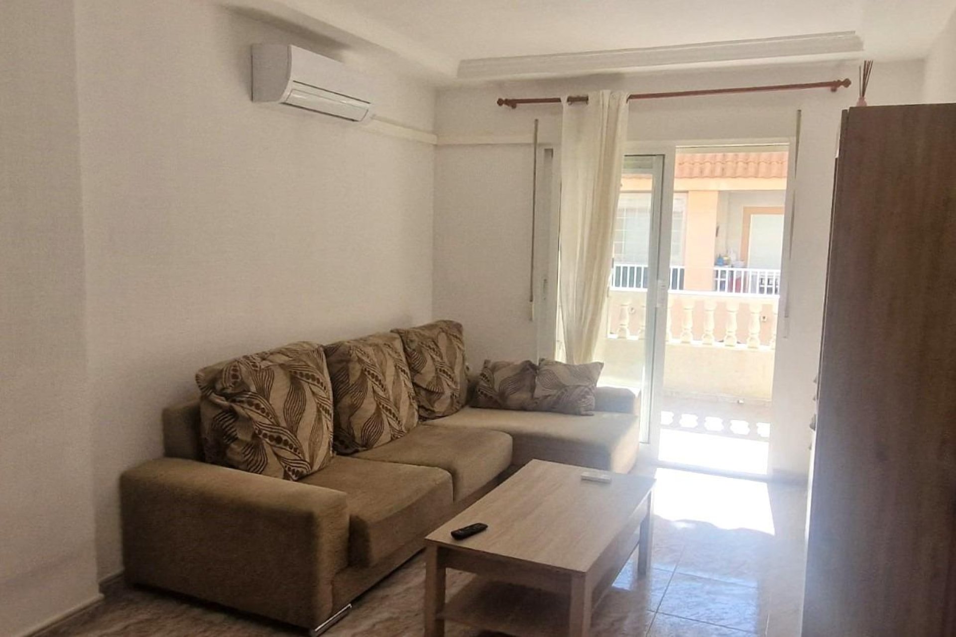 Resale - Apartamento - Torrevieja - Playa del Cura