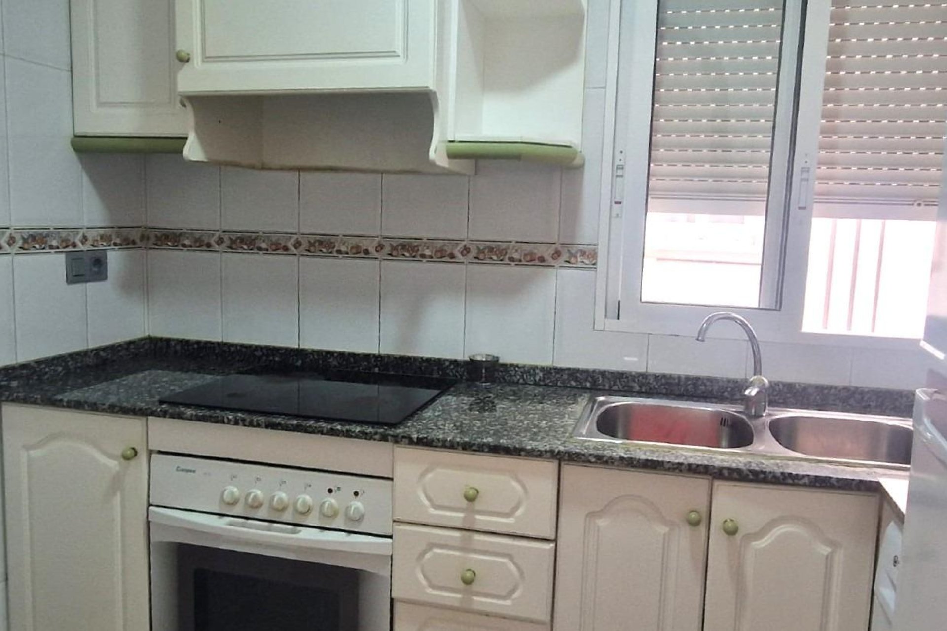 Resale - Apartamento - Torrevieja - Playa del Cura