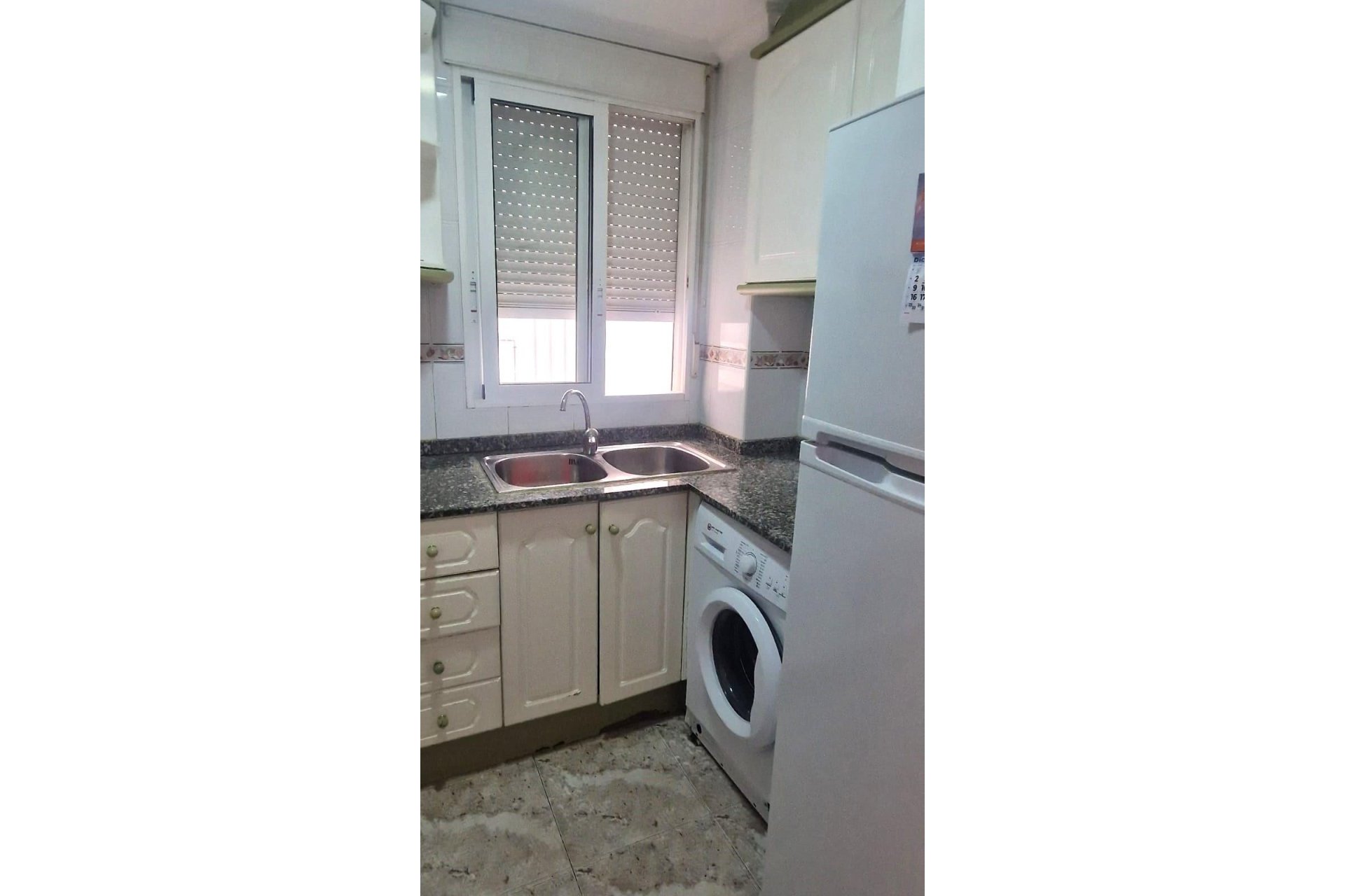 Resale - Apartamento - Torrevieja - Playa del Cura