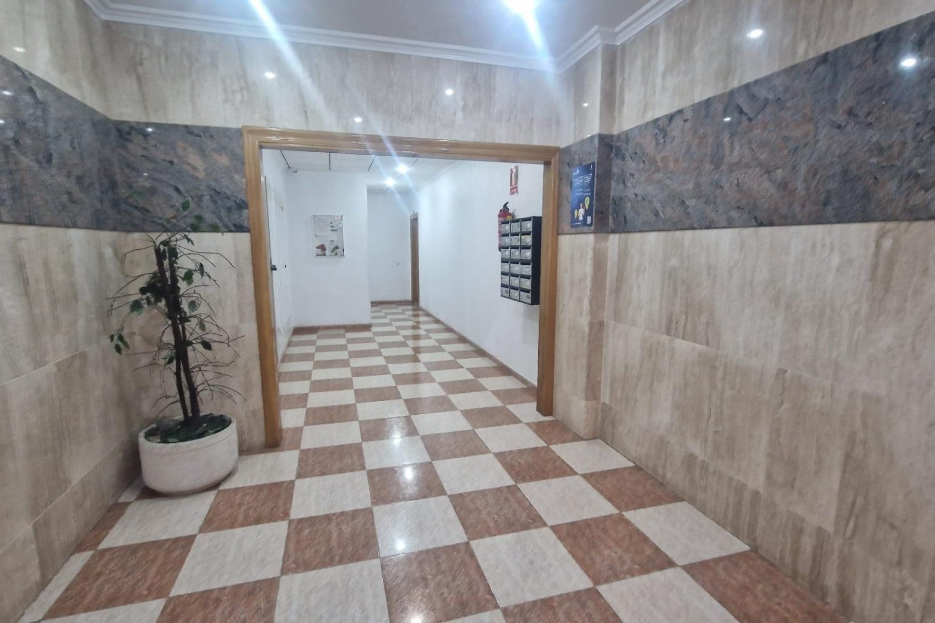 Resale - Apartamento - Torrevieja - Playa del Cura