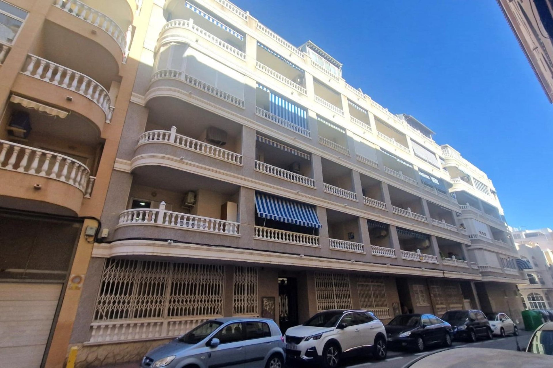 Resale - Apartamento - Torrevieja - Playa del Cura