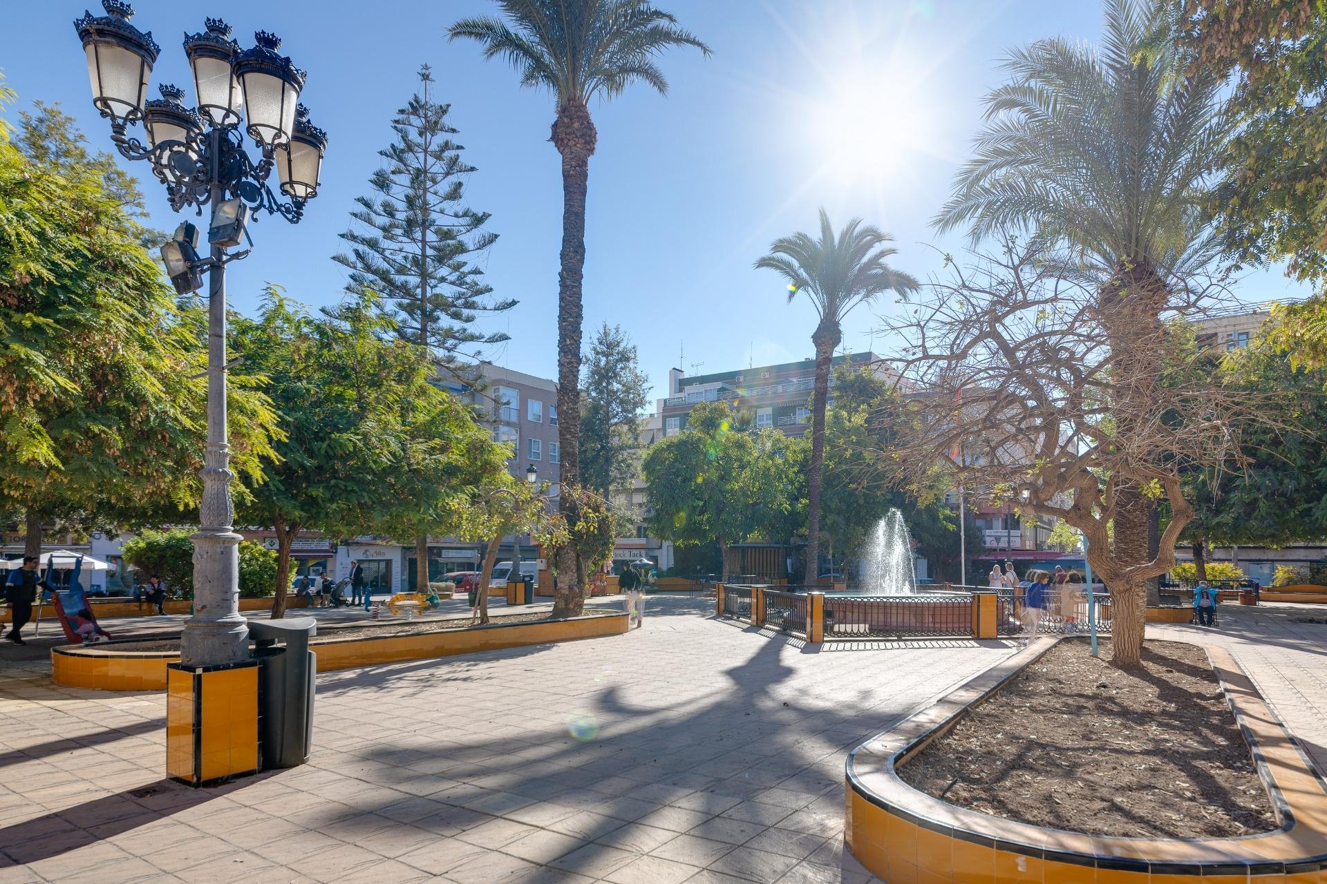 Resale - Apartamento - Torrevieja - Playa del Cura