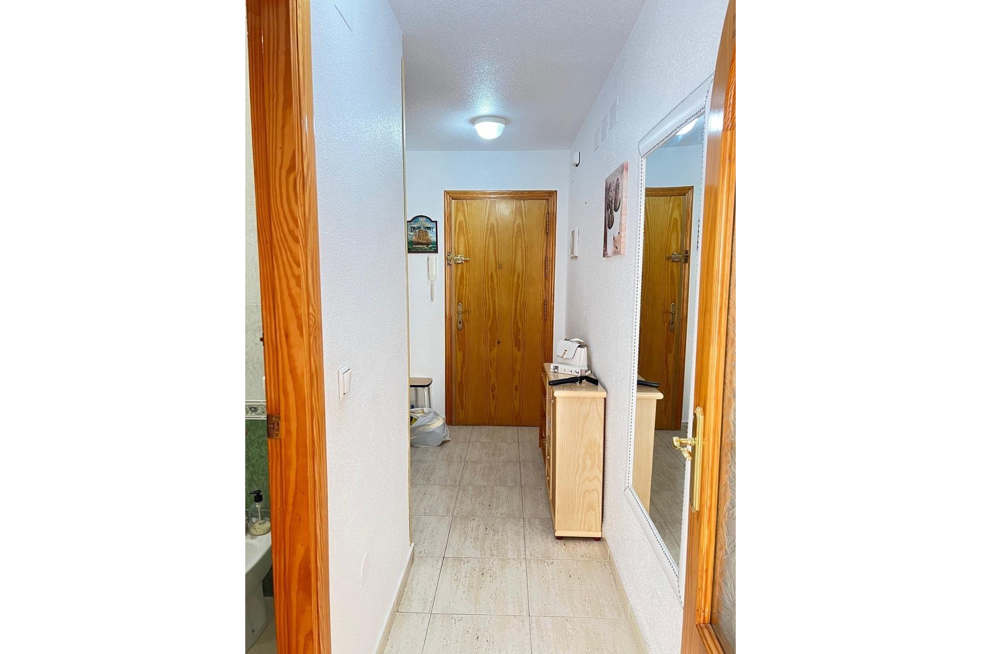 Resale - Apartamento - Torrevieja - Playa del Cura