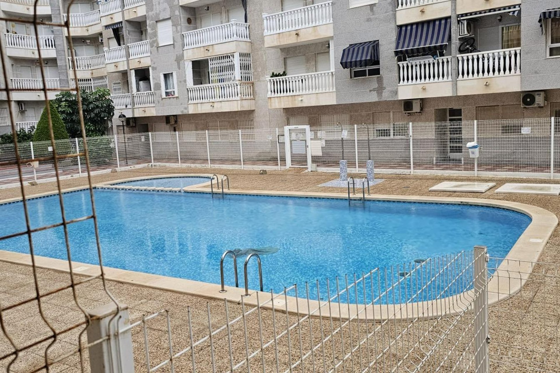 Resale - Apartamento - Torrevieja - Playa del Cura