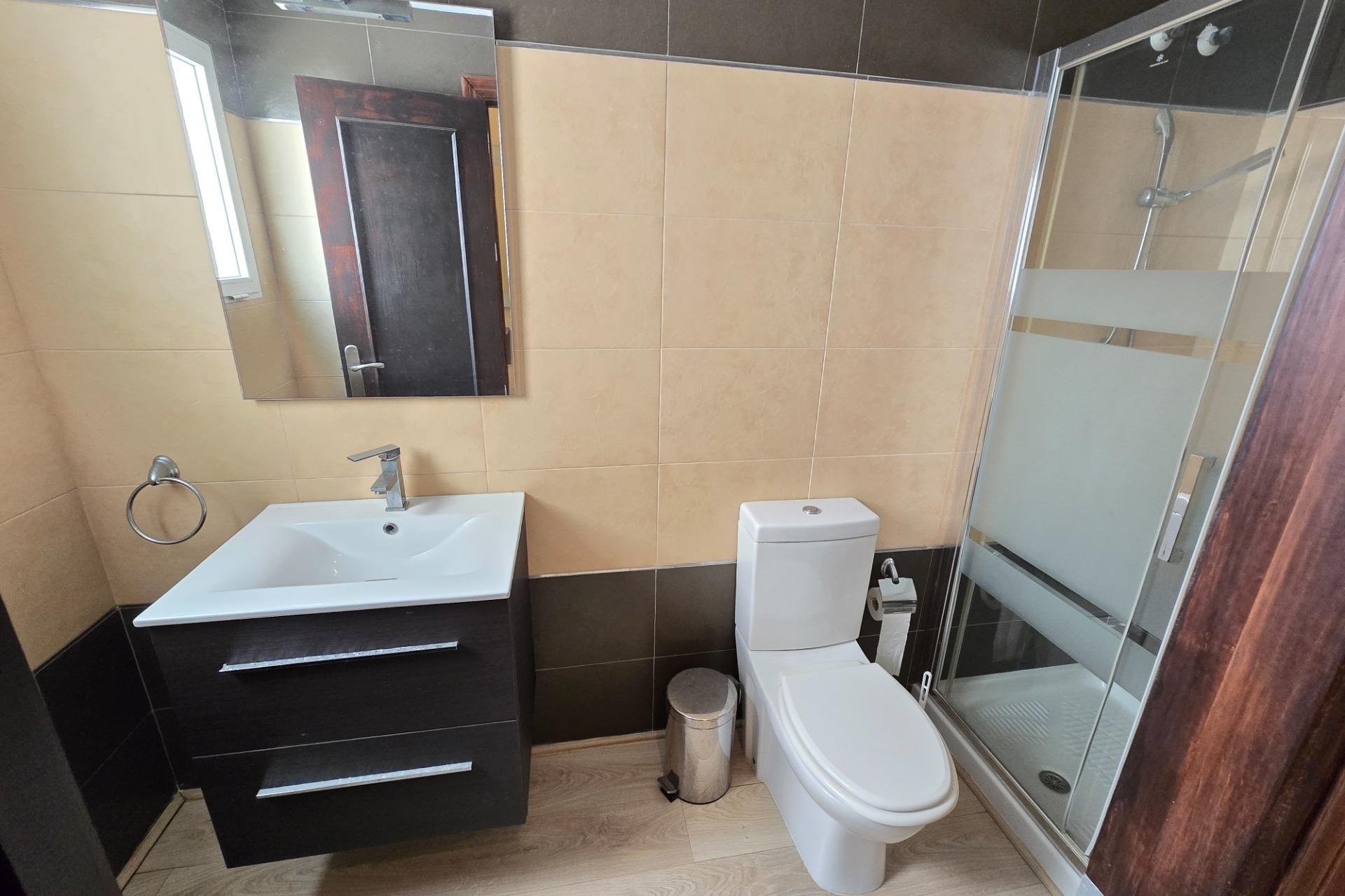 Resale - Apartamento - Torrevieja - Playa del Cura