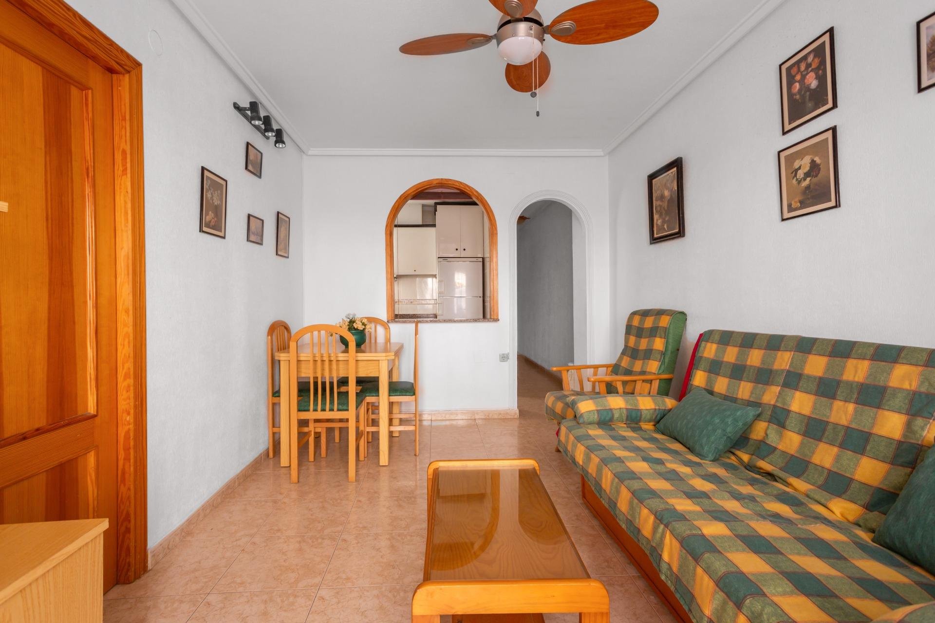 Resale - Apartamento - Torrevieja - Playa del Cura