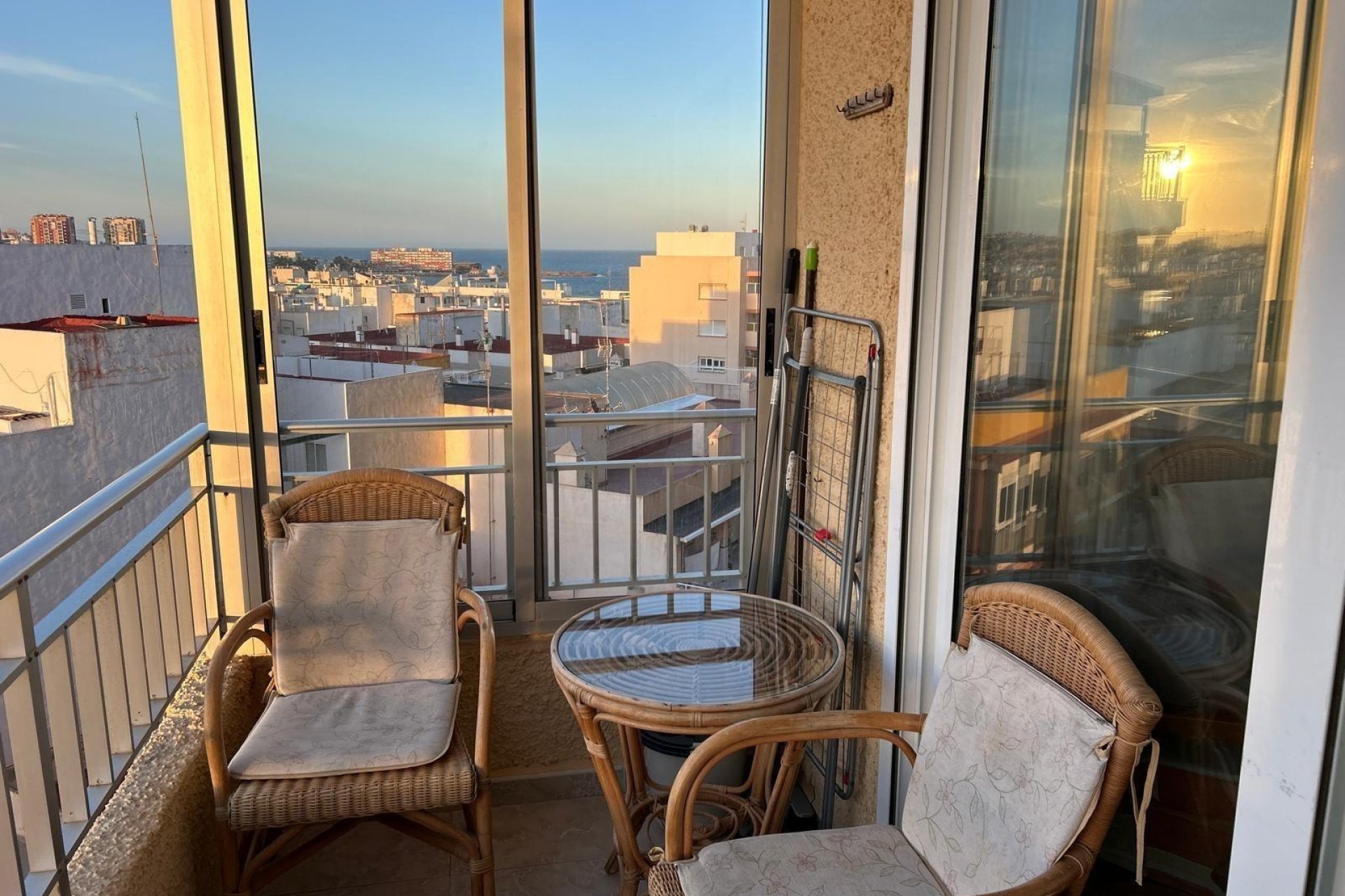 Resale - Apartamento - Torrevieja - Playa del Cura