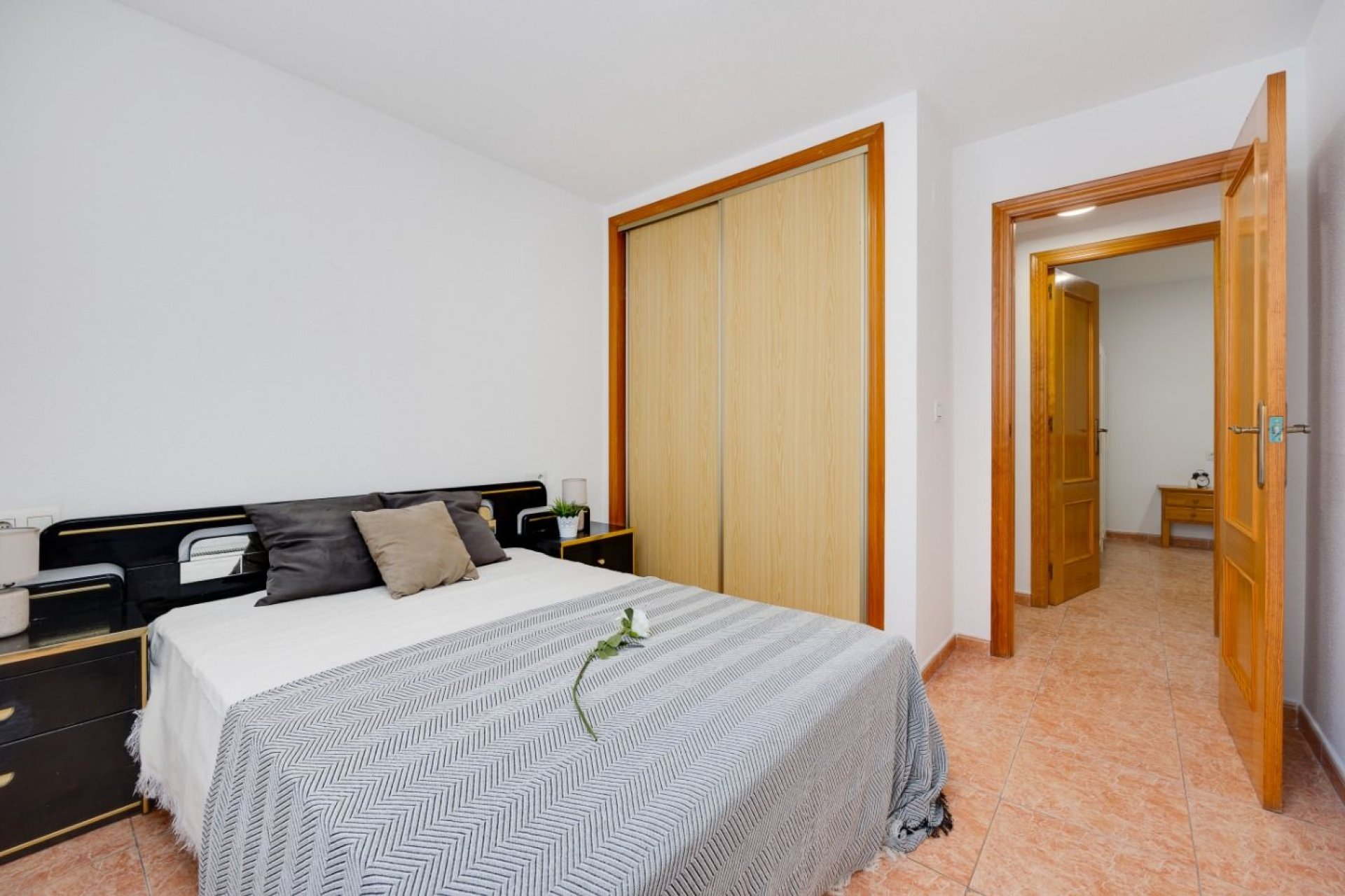 Resale - Apartamento - Torrevieja - Playa del Cura